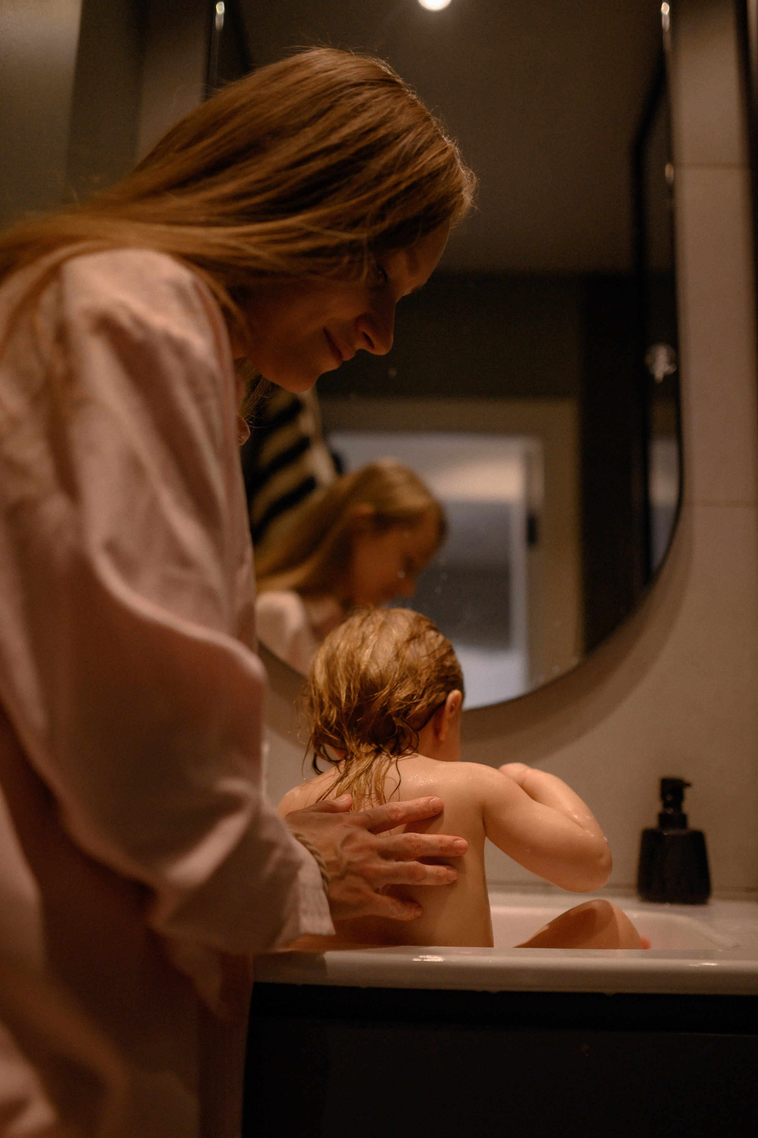 Даша и Варя дома. Семейный и свадебный lifestyle-фотограф в Москве Мария Петрова