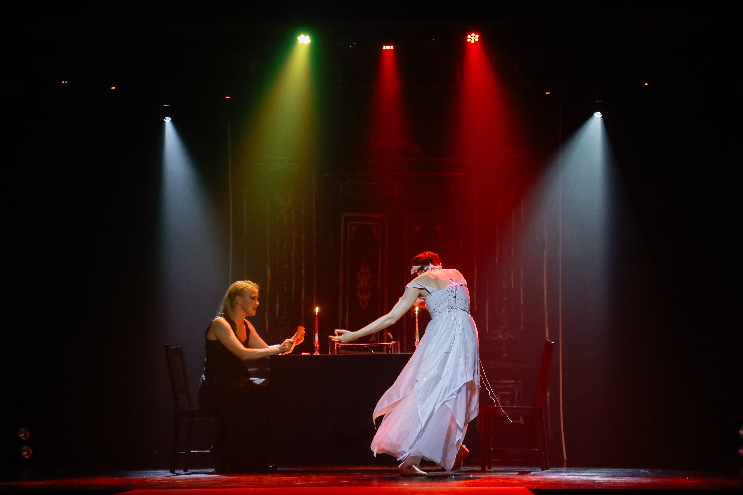 Пластический спектакль Онегин _ IVEX. Фотограф Юлия Мальцева