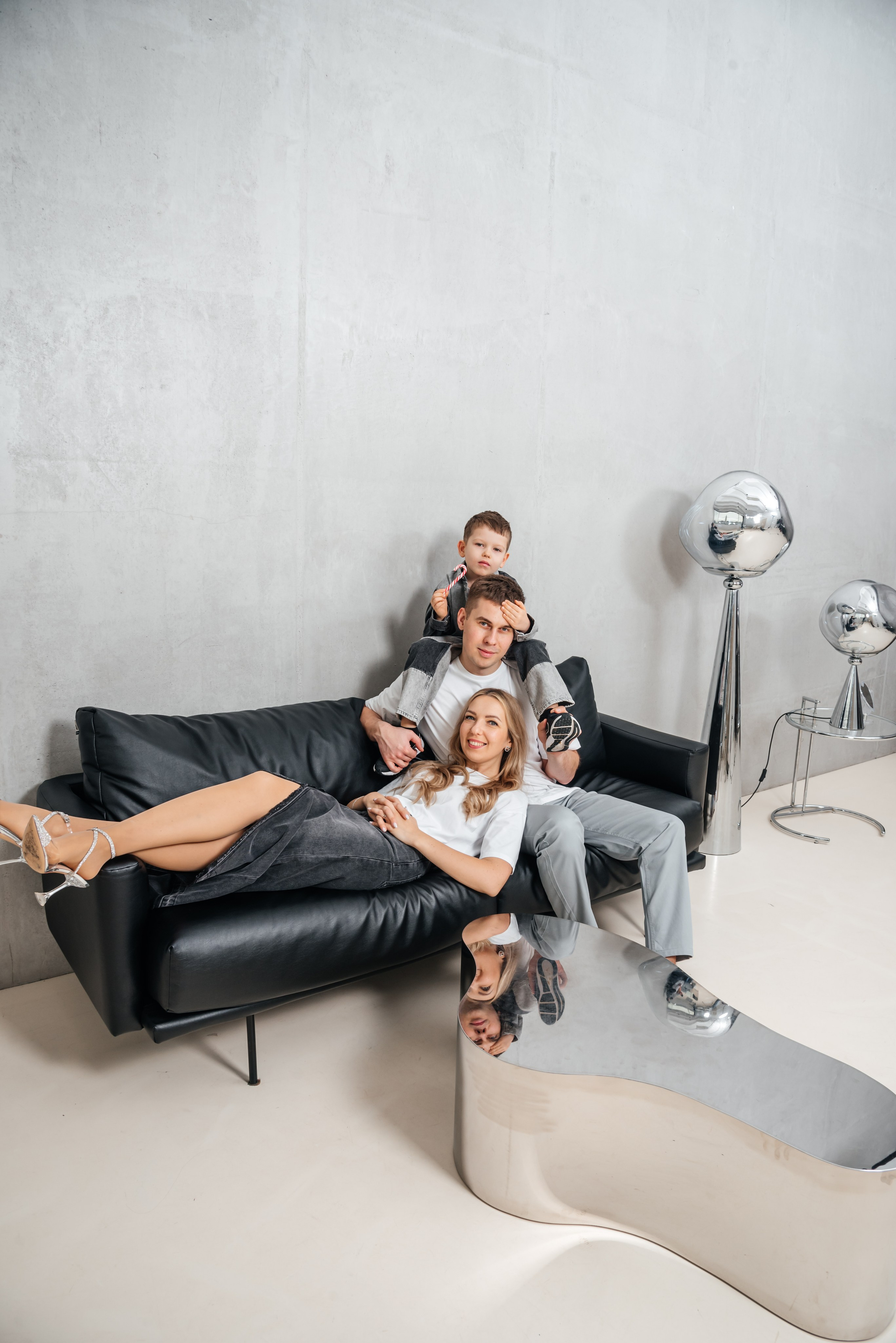 семейная фотосессия в студии, семейная фотосессия в студии с детьми, фотосессия с детьми, семейная фотосессия в студии идеи, детский фотограф москва, детский фотограф, семейный фотограф москва, фотосъемка с детьми в студии