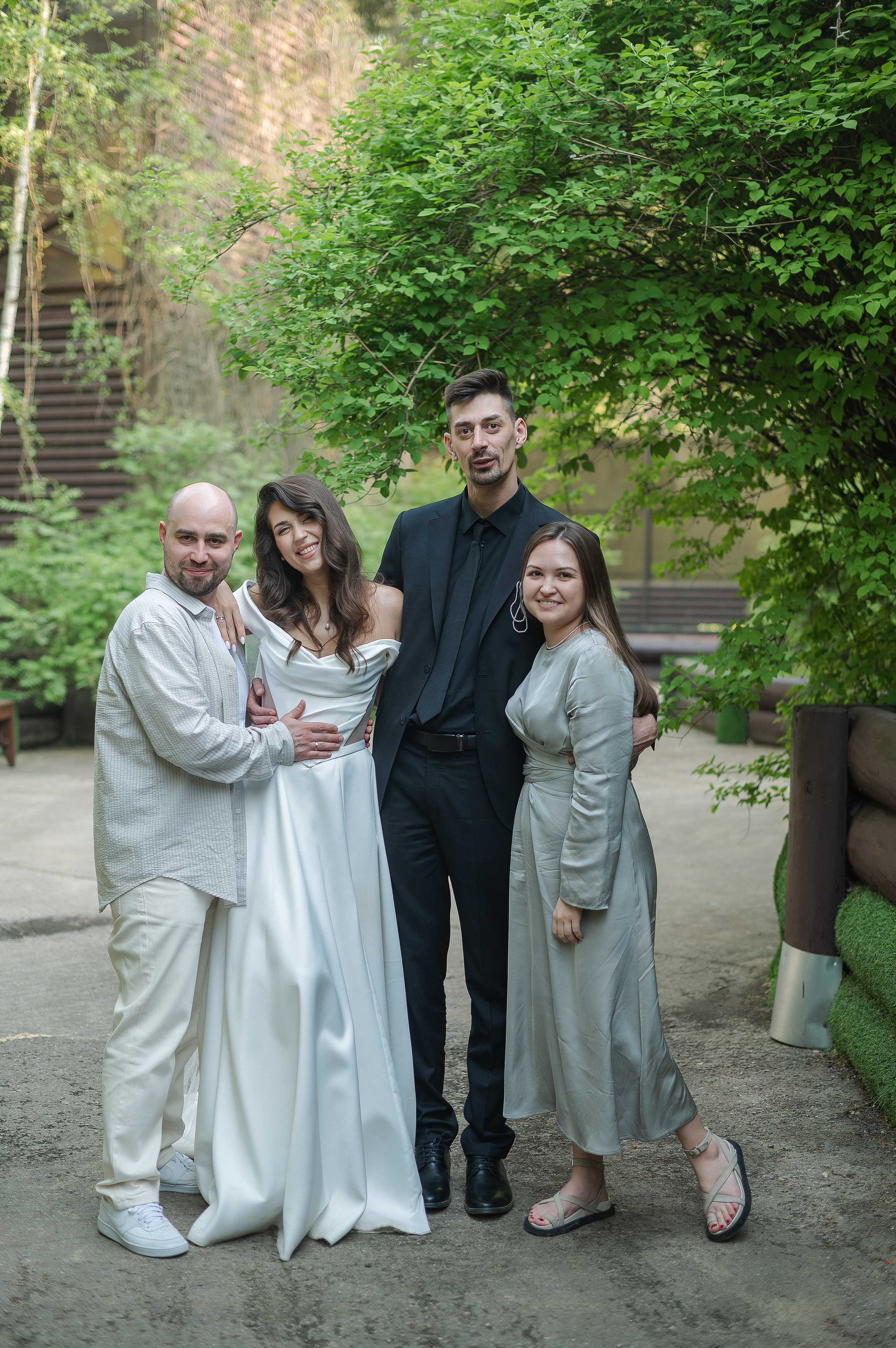 Динамичная свадьба где гости были активными участниками праздника. Свадебный фотограф в Ярославле Денис Медоваров