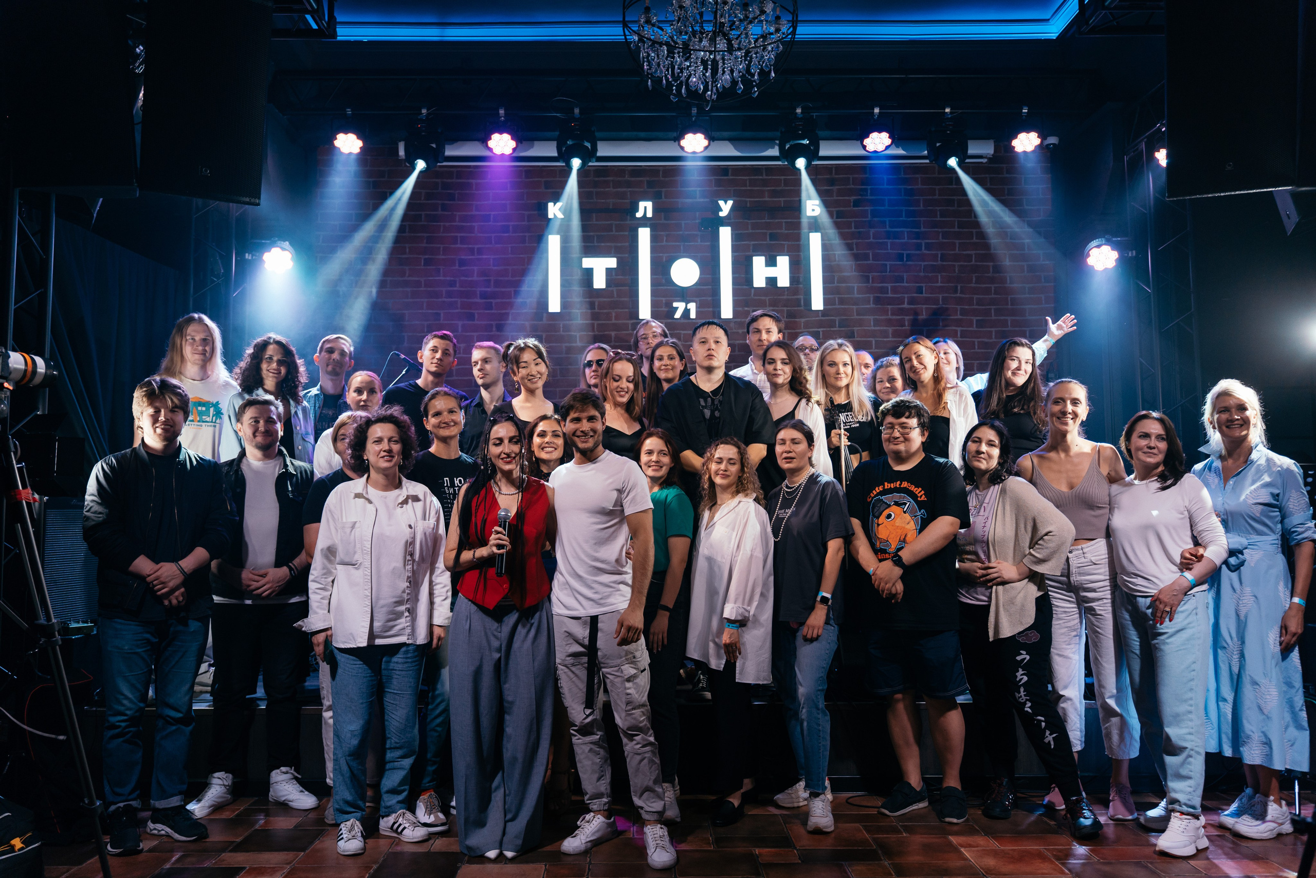 Mini Concert. Photographer based in moscow Peter Tchana