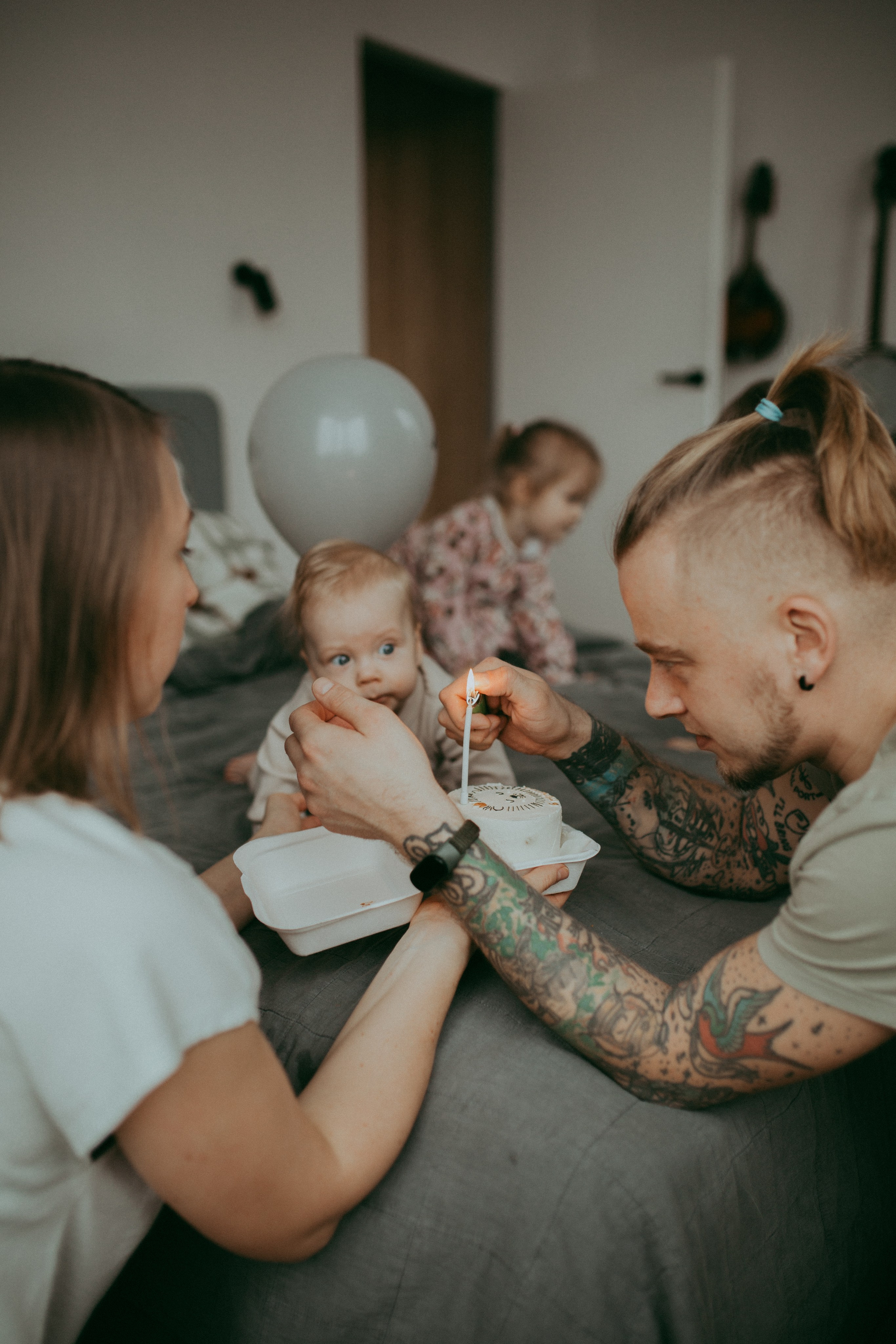 Феде 6 мес. или операция по захвату торта. Семейный фотограф Санкт-Петербург Елена Корытцева