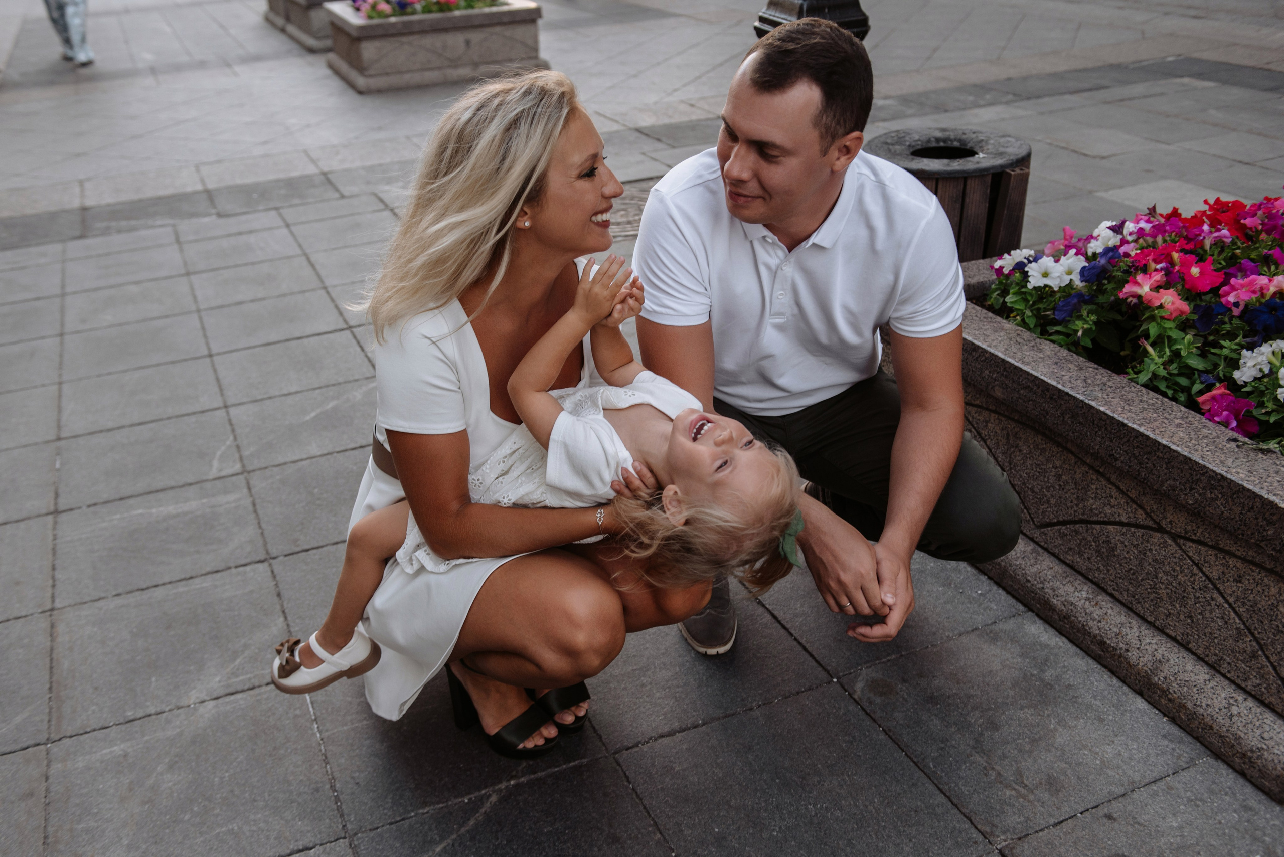 Миллионы глаз смотрят на нас.спустя 5 лет). Свадебный фотограф и визажист в Москве Кристина Палько