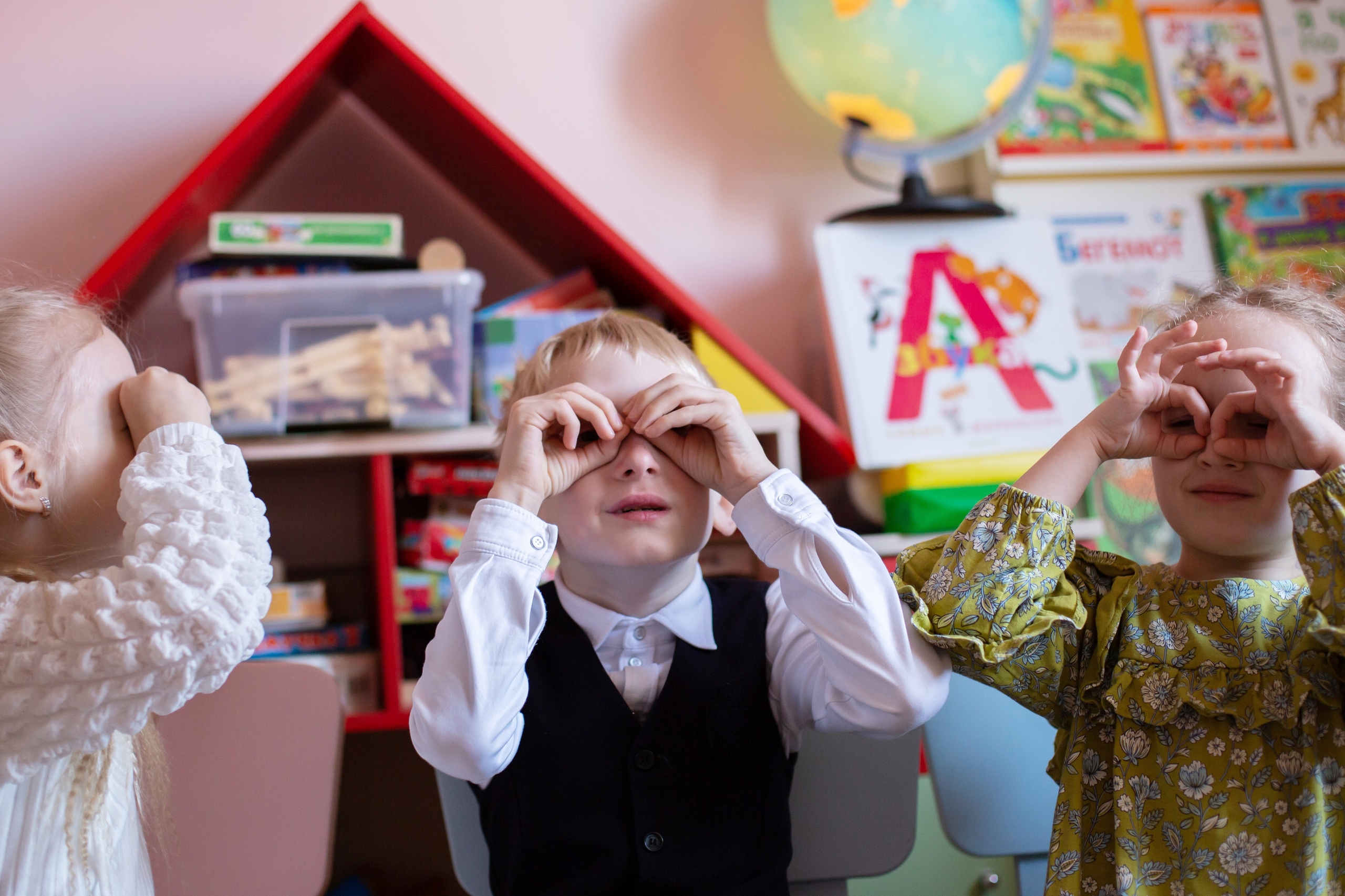 Выпускной фотоальбом 2025. Семейный фотограф в Санкт-Петербурге