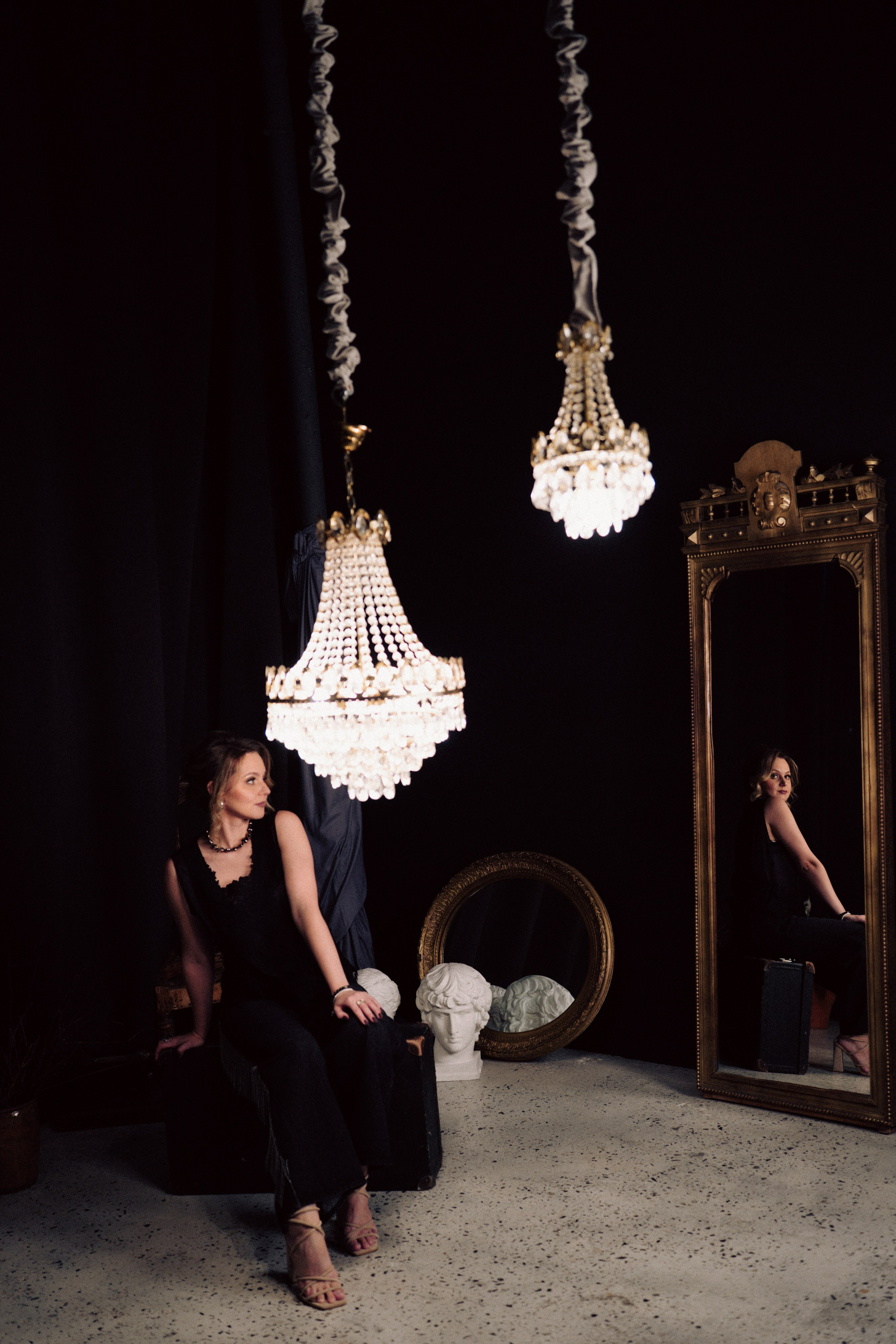 НОВОГОДНЯЯ ФОТОСЕСИИЯ В СТУДИИ ДЛЯ ДЕВУШКИ И ПРОГУЛКА ПО ЧЕРНЫШЕВСКОЙ. Профессиональный фотограф, Санкт-Петербург — Виктория Богомолова