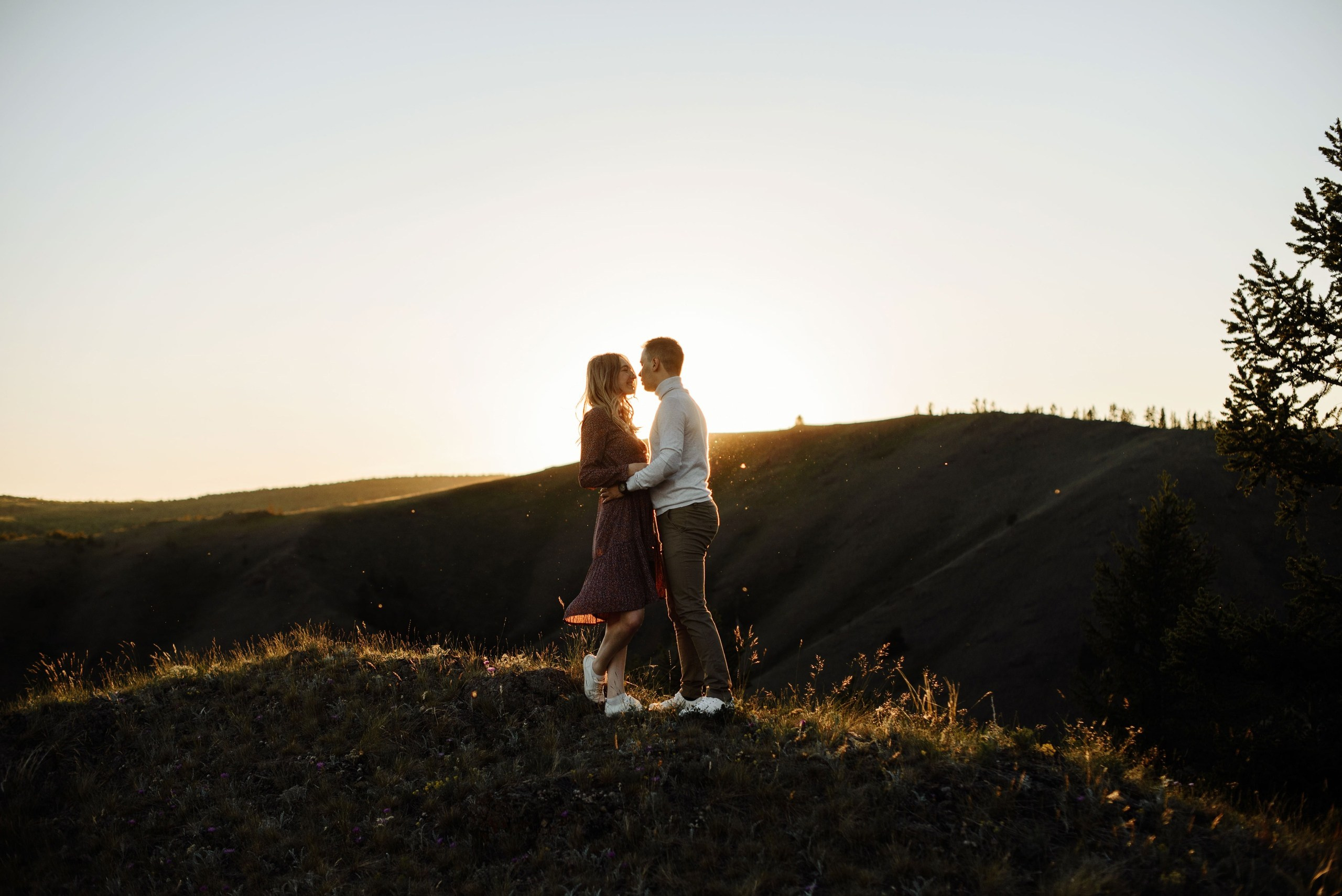 Love Story на горе Нурали – романтическая фотосессия в горах. Свадебный фотограф в Миассе Татьяна Ружникова