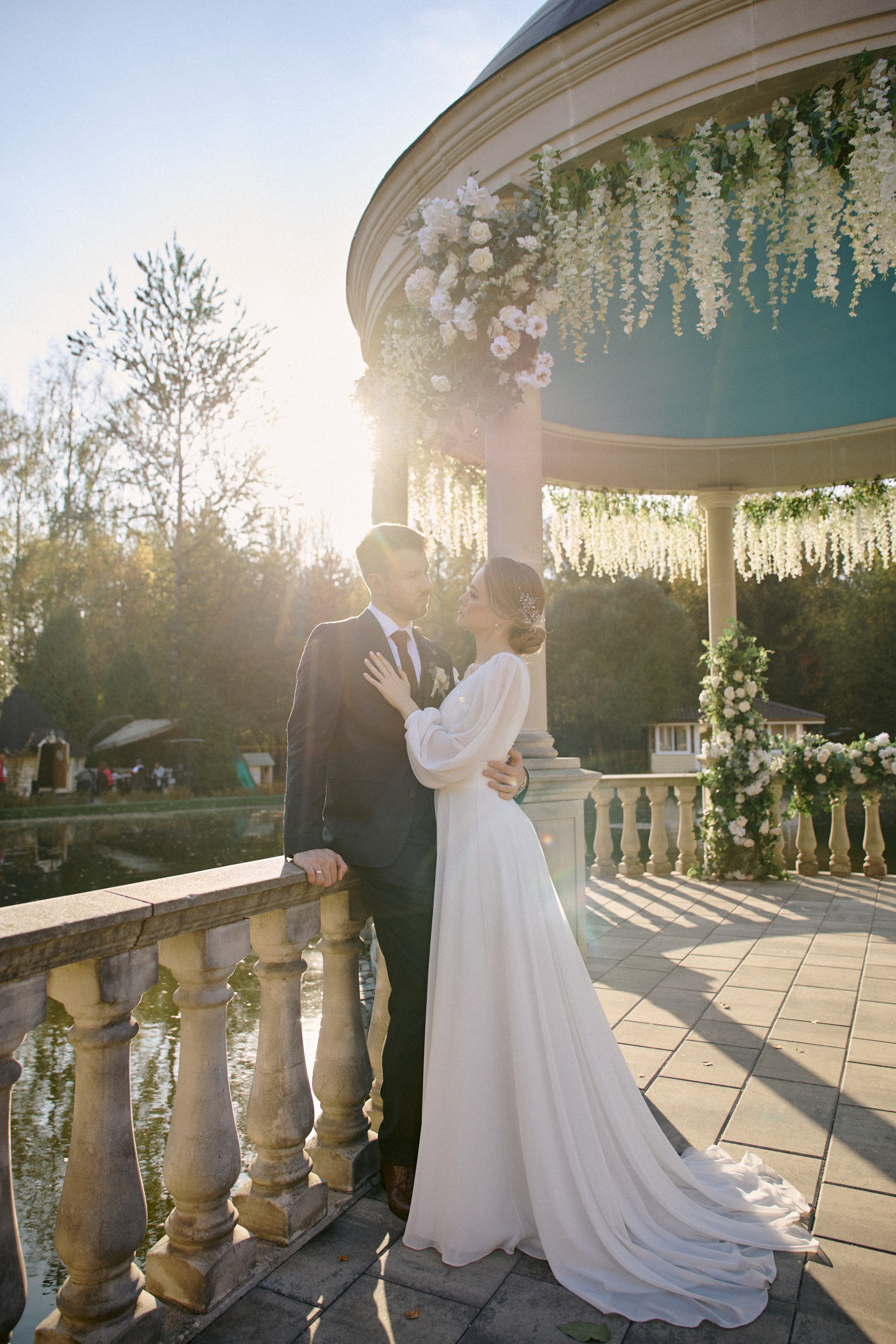 Свадебная фотосъемка в Москве | Волшебные кадры вашего идеального дня. Контентный и репортажный фотограф Виталий Кулешов | Москва