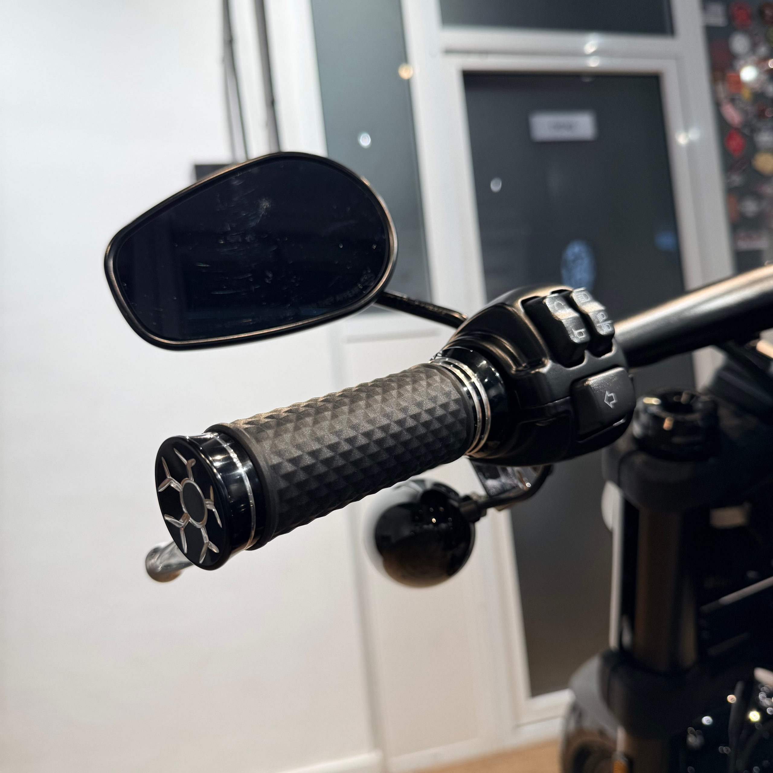 2023 HD FAT ВОВ 114 Vivid Black Nаrdо Gray (VIN *5НD*4007). Hello Davidson, Москва. Только хорошие мотоциклы…