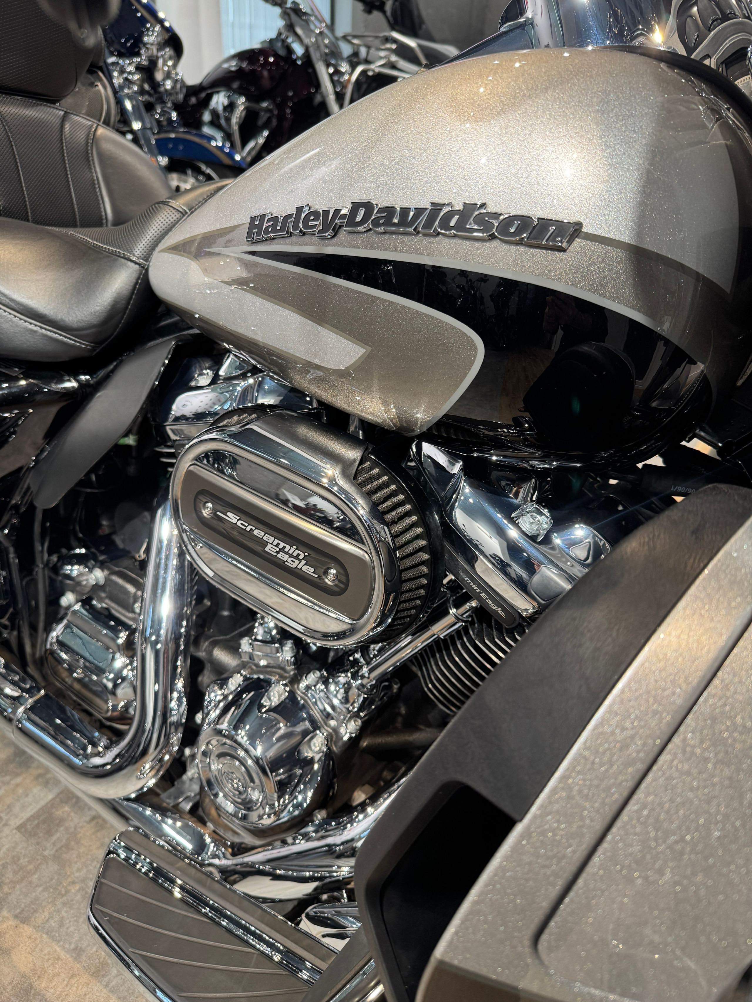 Мотоциклы Harley-Davidson 114 CVO Ultra Limited (Touring)  — купить мотоцикл. Hello Davidson, Москва. Только хорошие мотоциклы…