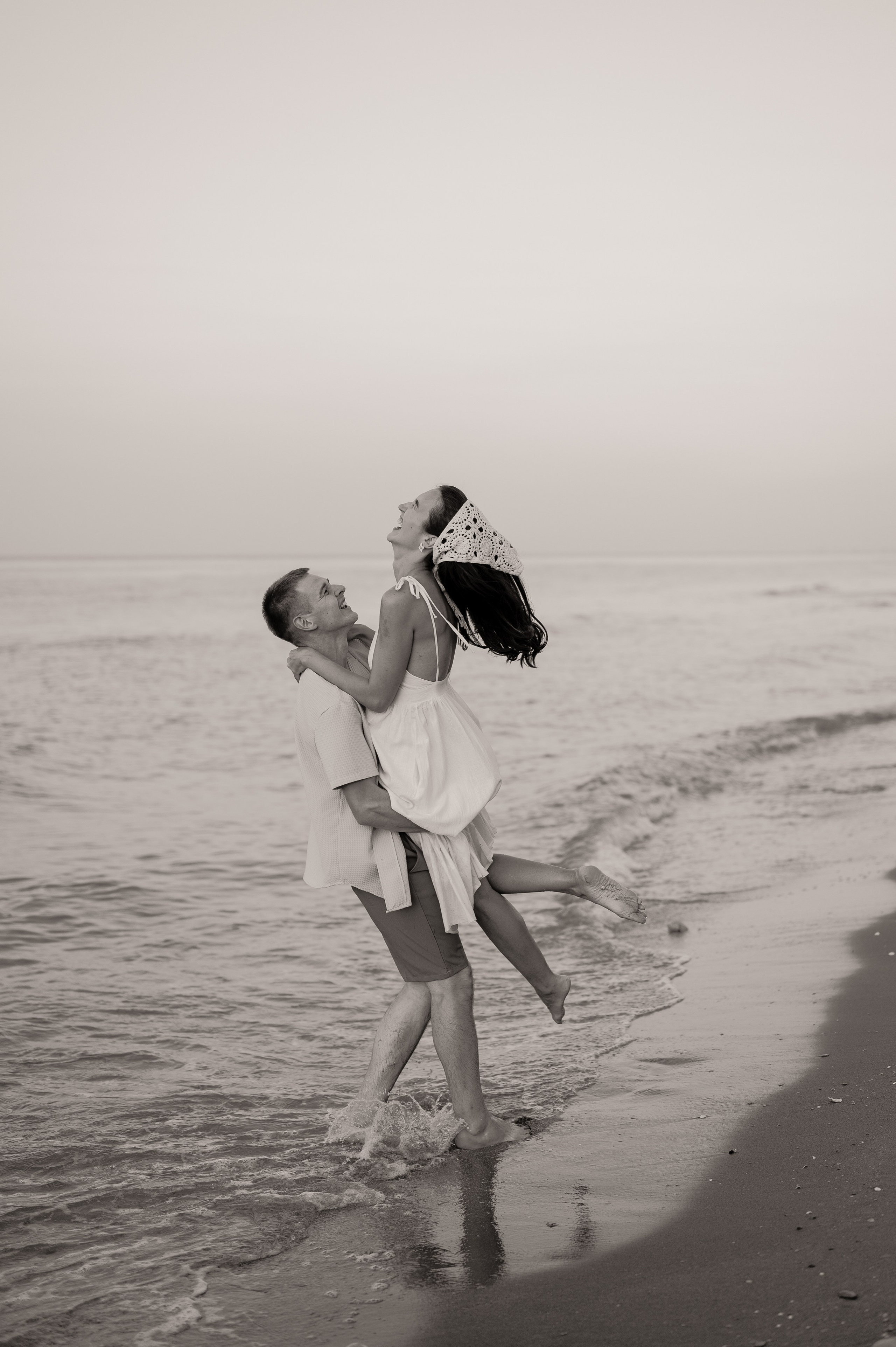 Предсвадебная съёмка на море🌊. Свадебный и семейный фотограф в Краснодаре Алина Мельник