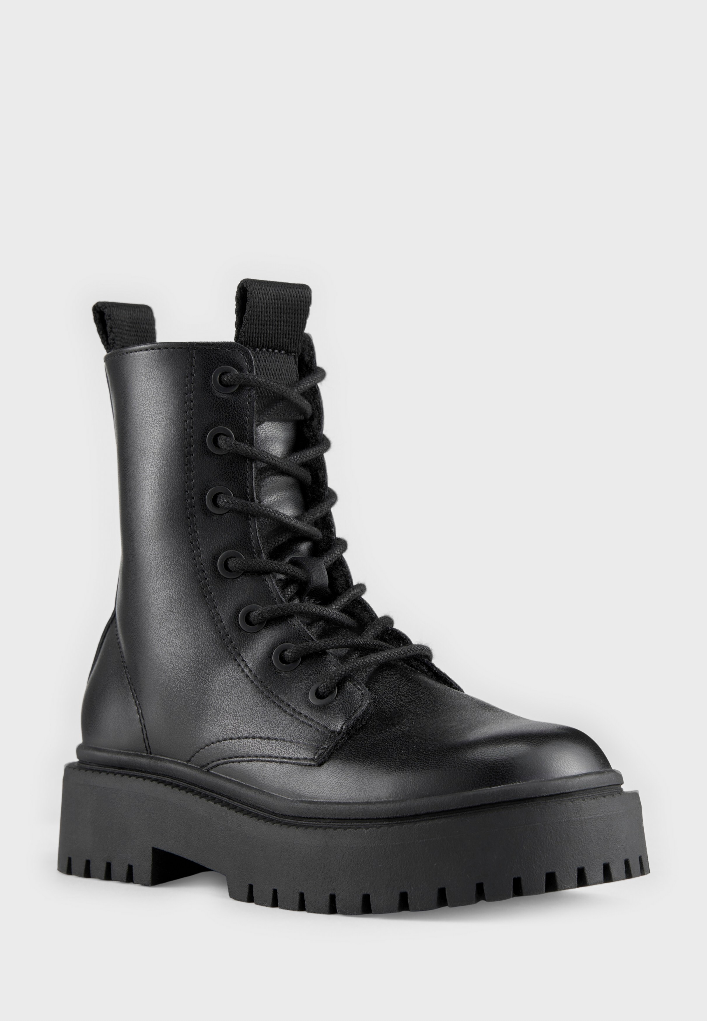 Предметная съемка для бренда MAAG