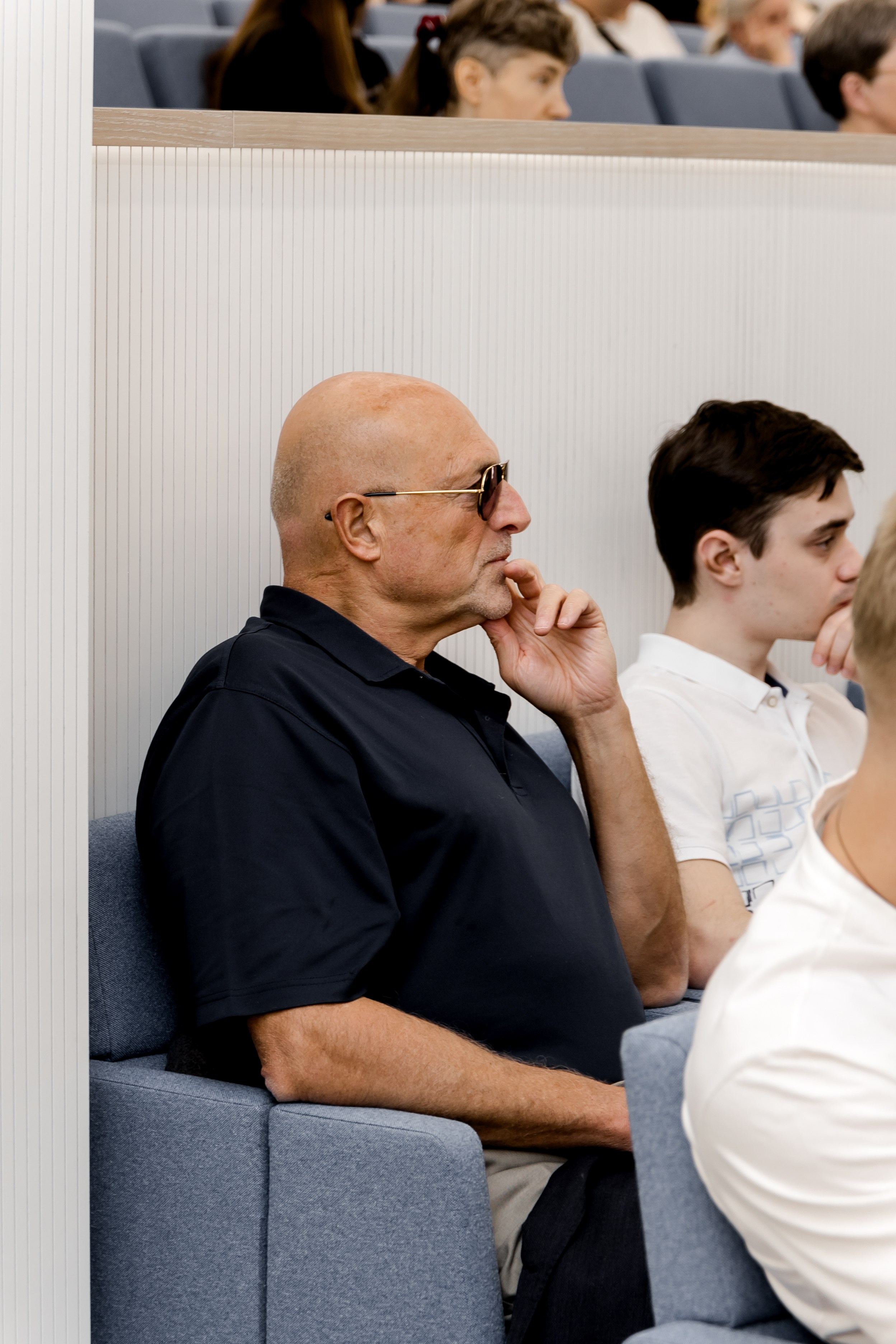 Презентация книги " В глубинах разума и веры. Гении науки о Боге». Свадебный/Портретный фотограф снимаю в Москве