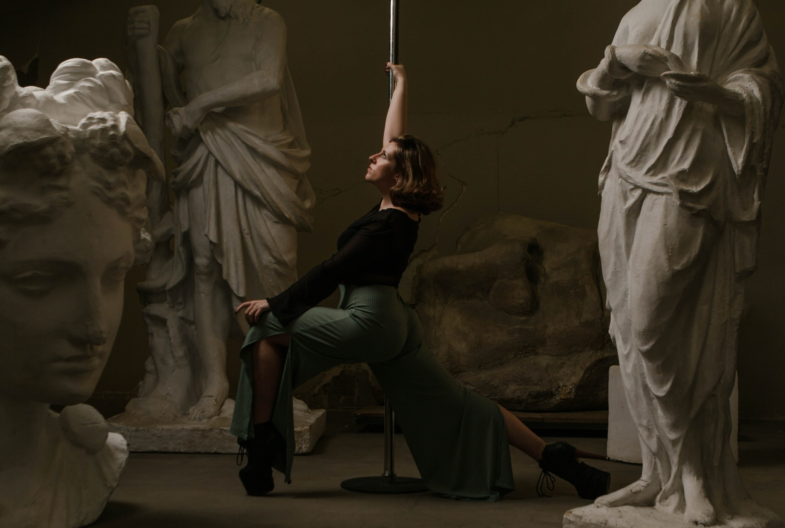 Pole dance (Минимализм). Фотограф Диана Лысанова