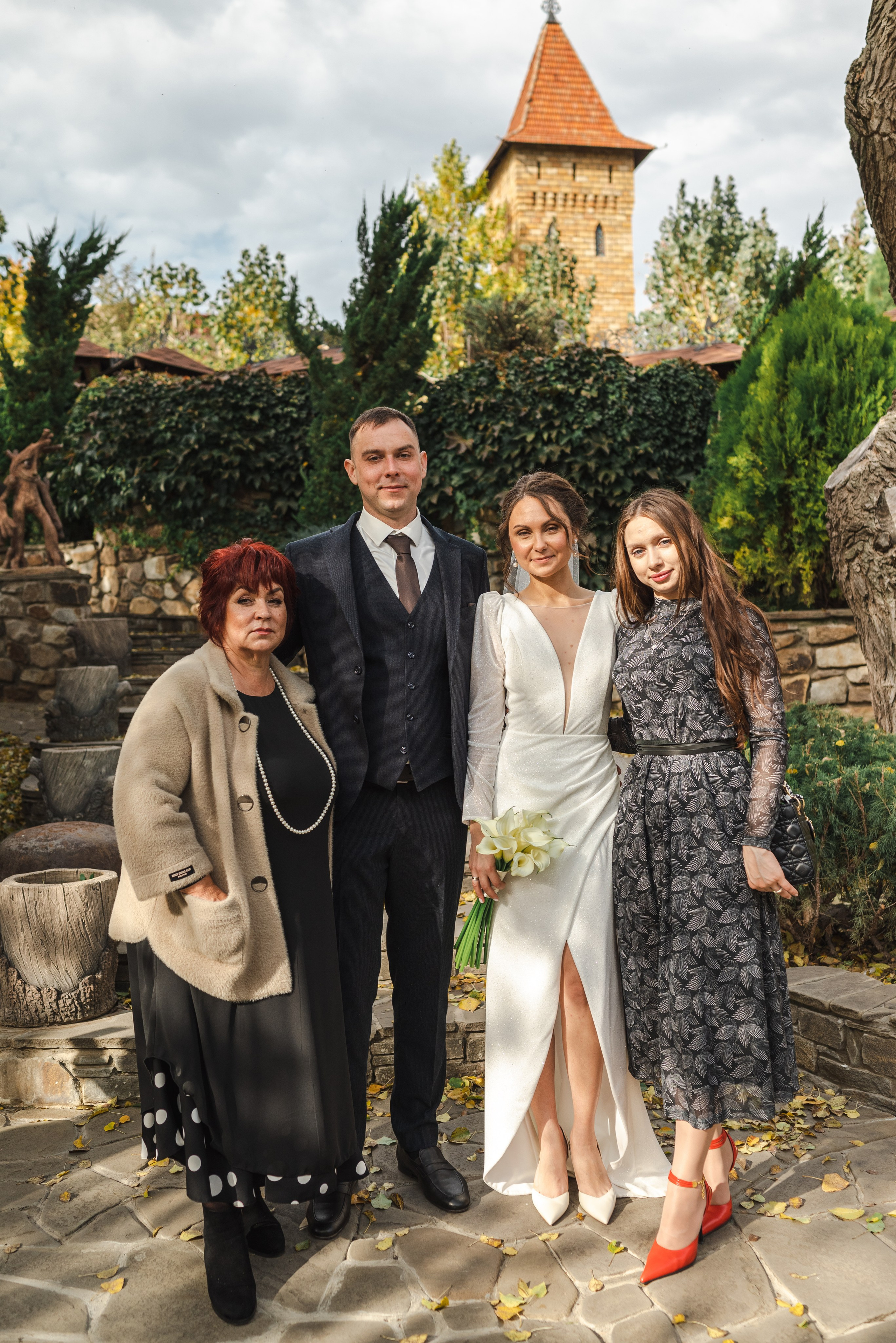 Свадебная фотосессия в Каменске-Шахтинском парке Лога. Фотограф в Каменске-Шахтинском Ольга Сагал