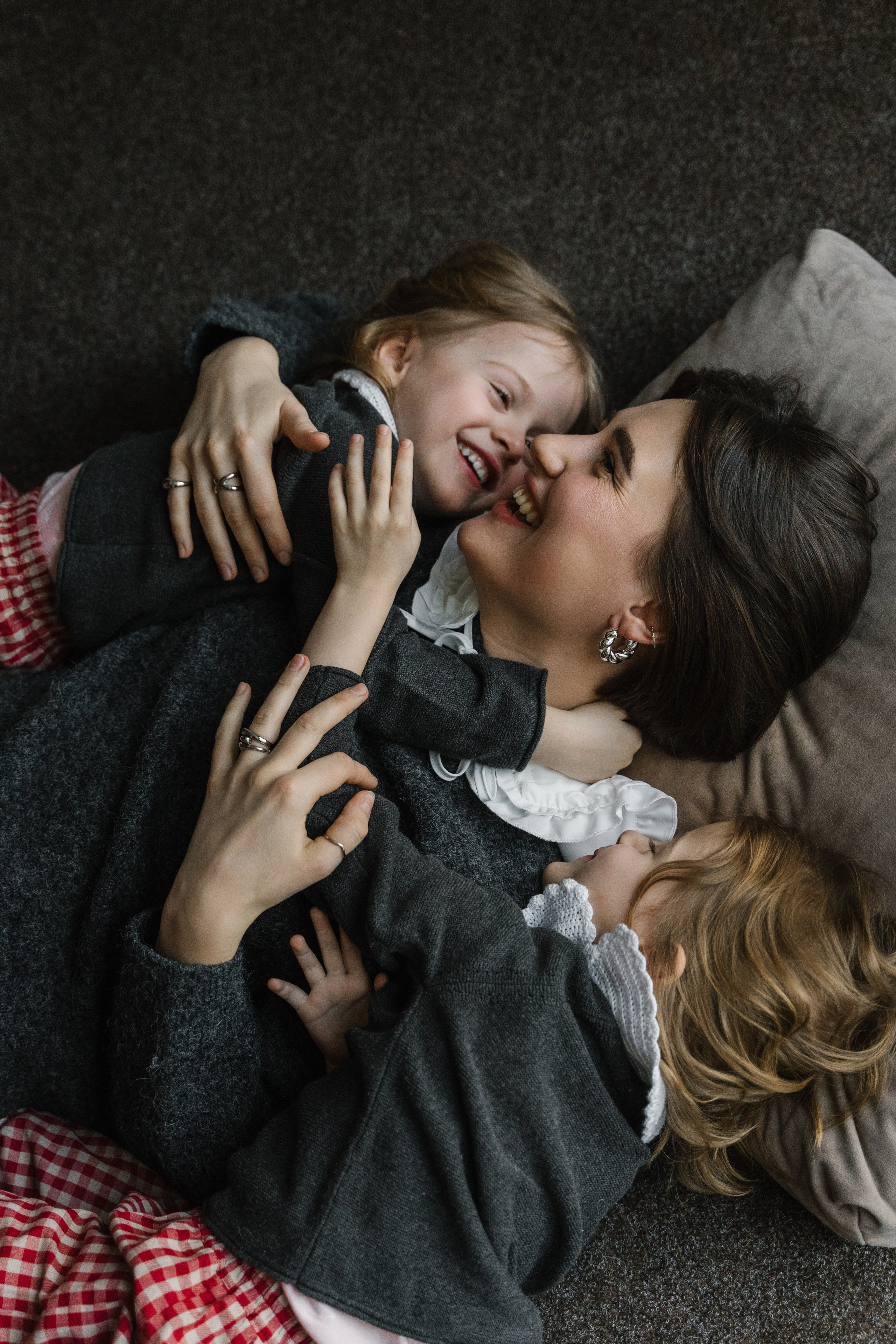 Мия, Луна и мама Лина. Свадебный и семейный фотограф в Новосибирске Светлана Варутина