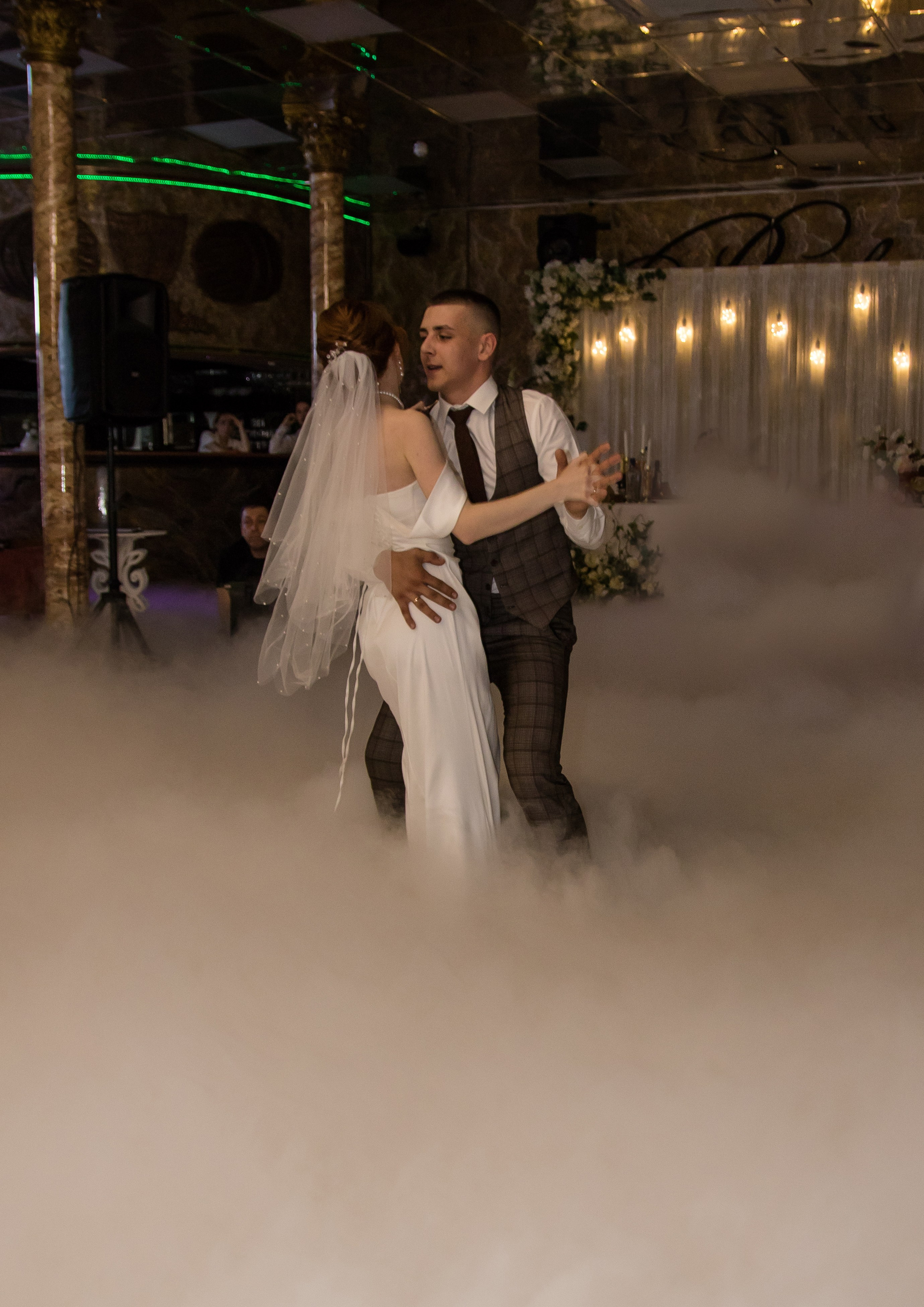 Спецэффекты. Организатор праздников. Ведущая Марина Гребенникова