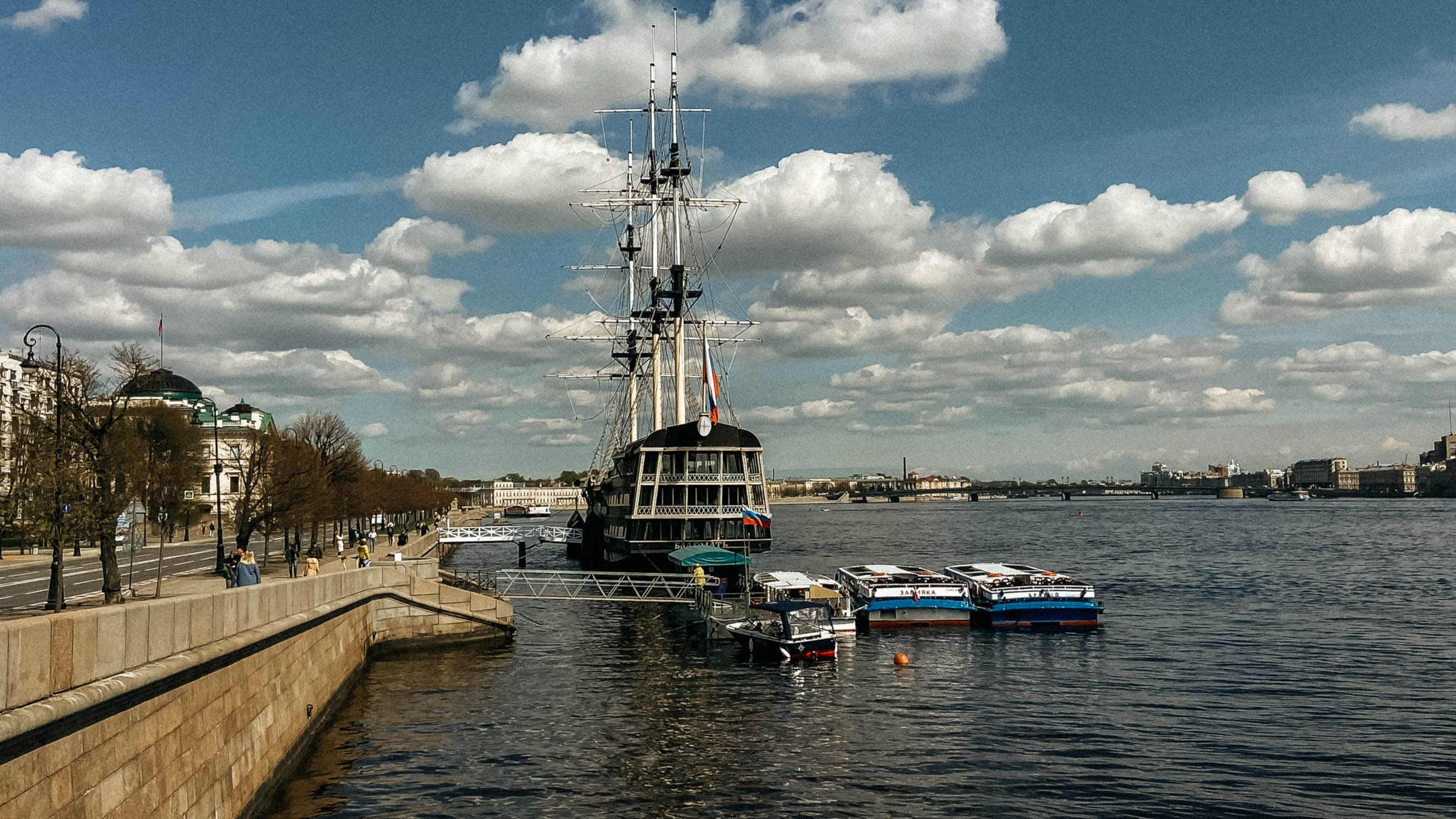 Городские локации в Питере