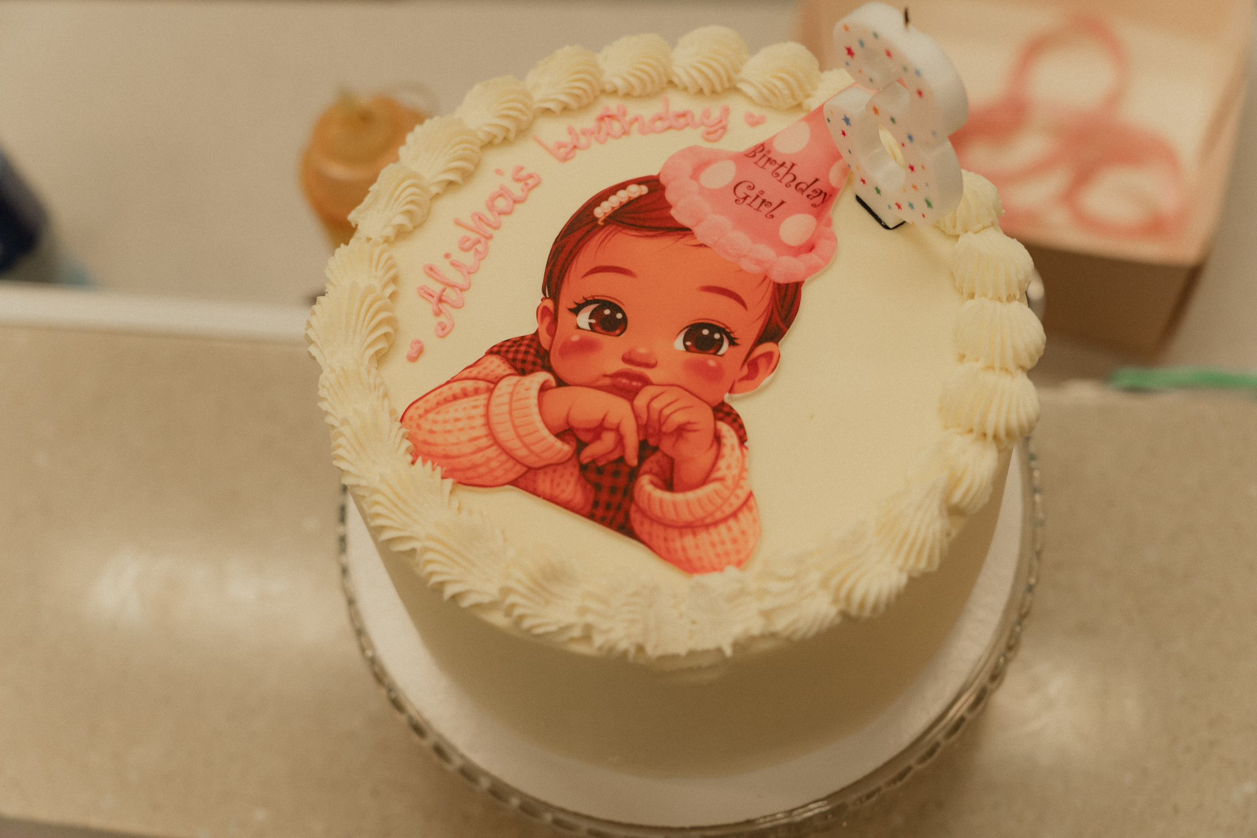 День рождения Алиши (кафе). Крис Богомазова