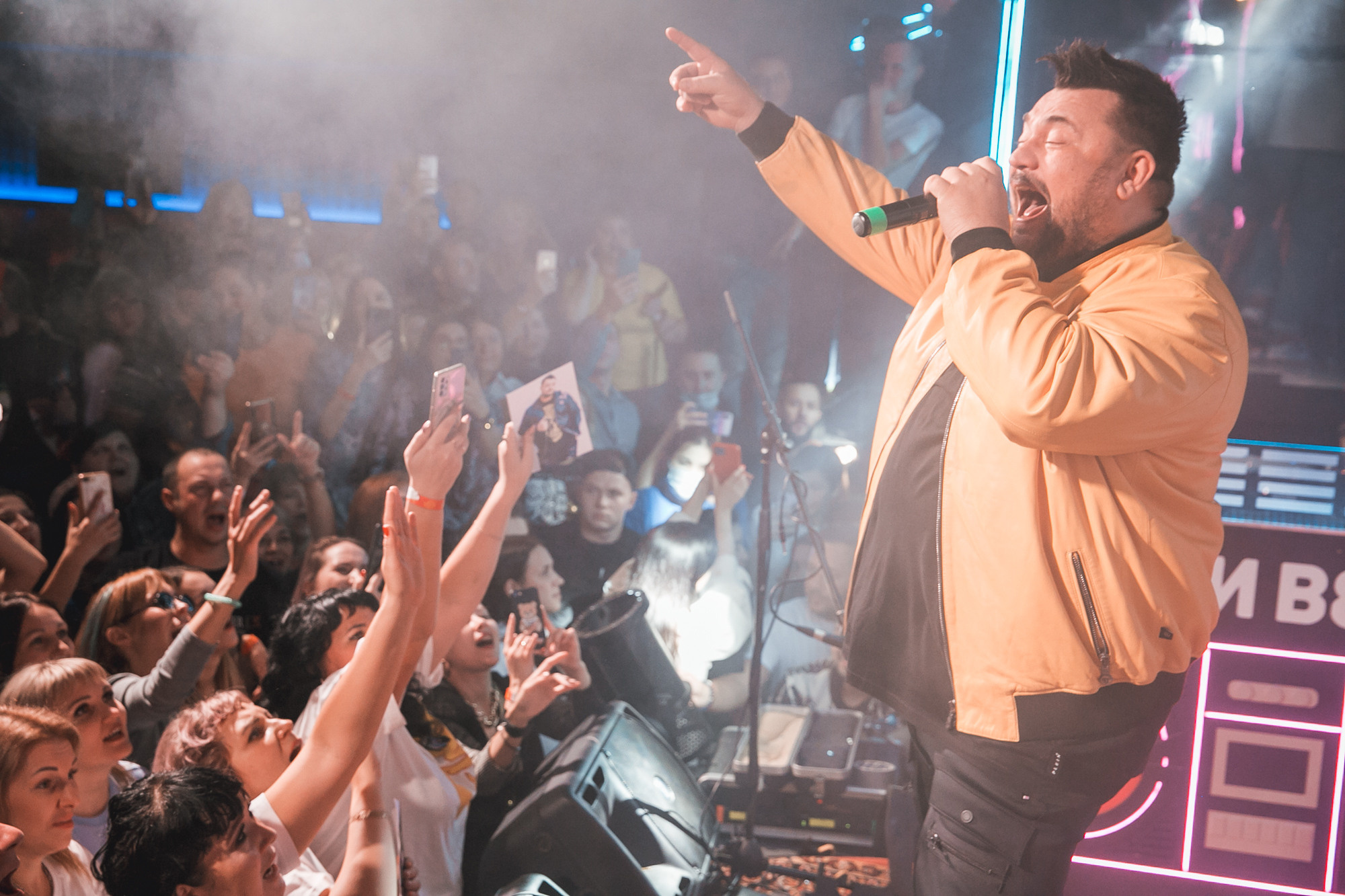 День рождение РВБ бар и концерт Сергея Жукова. Фотограф в Самаре Максим Тырин