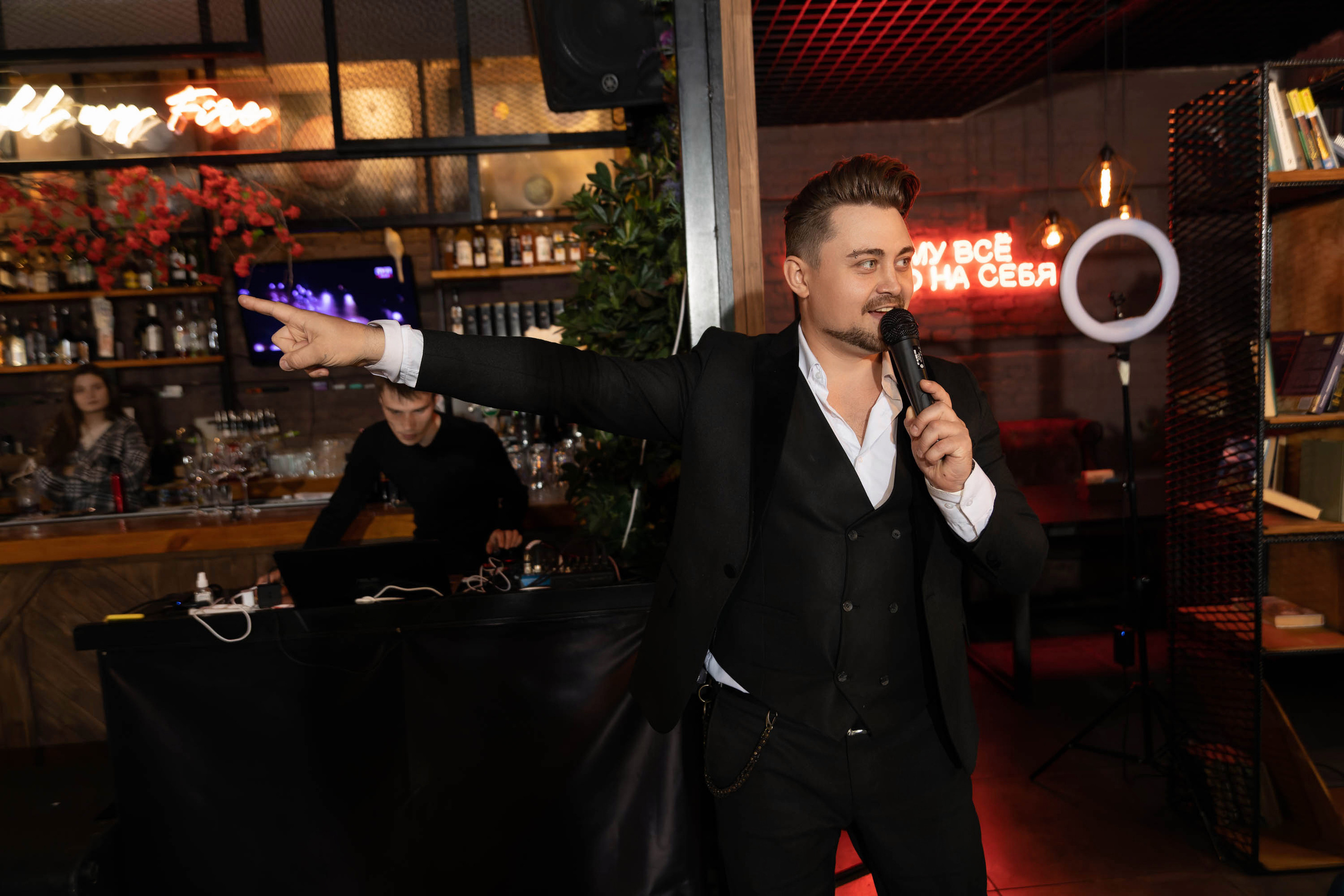 Выпускной в ресторане MR.NUR 28.06.2023. Фотограф в Самаре Максим Тырин