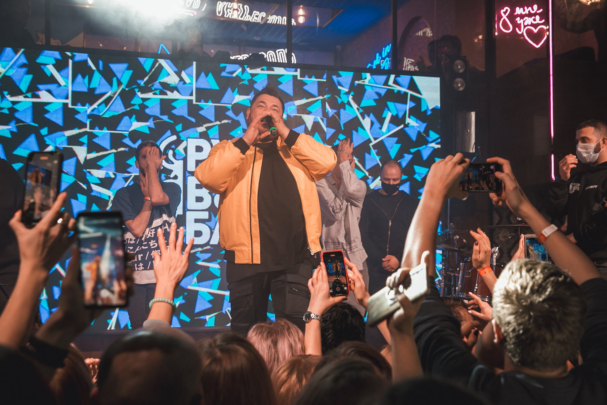 День рождение РВБ бар и концерт Сергея Жукова. Фотограф в Самаре Максим Тырин