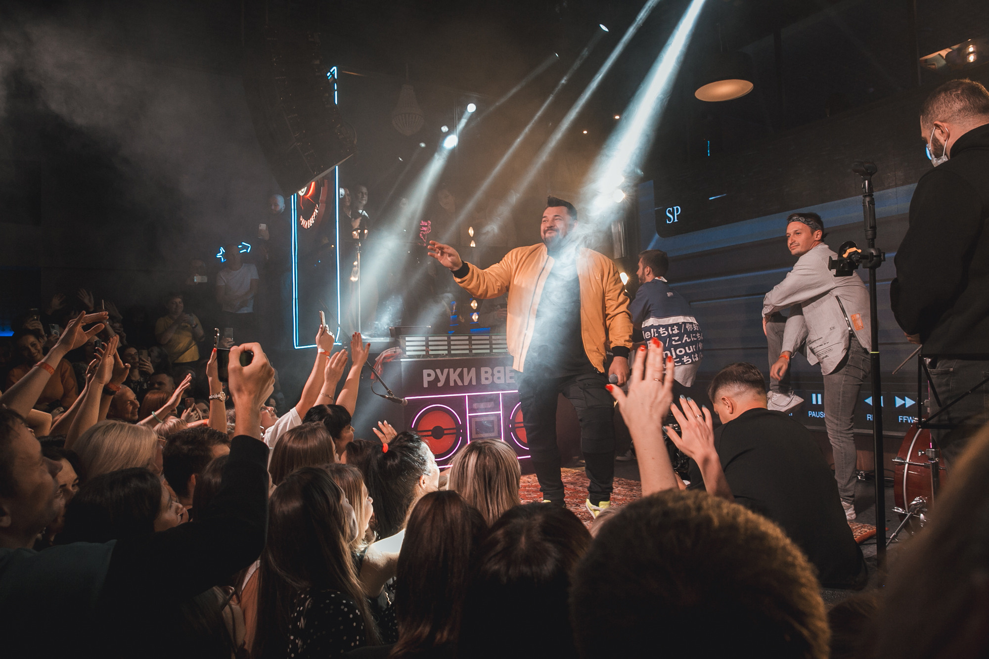 День рождение РВБ бар и концерт Сергея Жукова. Фотограф в Самаре Максим Тырин