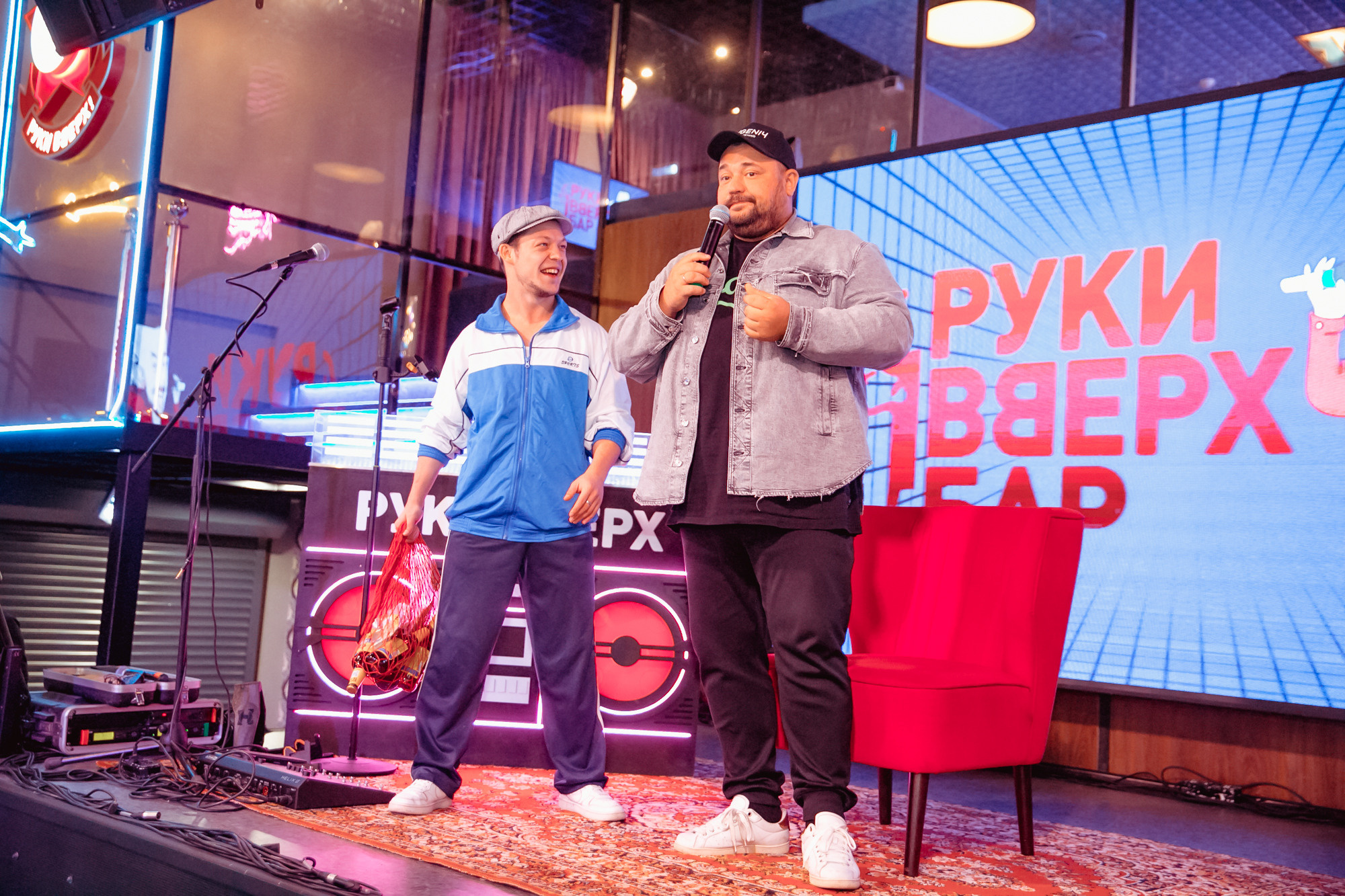 День рождение РВБ бар и концерт Сергея Жукова. Фотограф в Самаре Максим Тырин