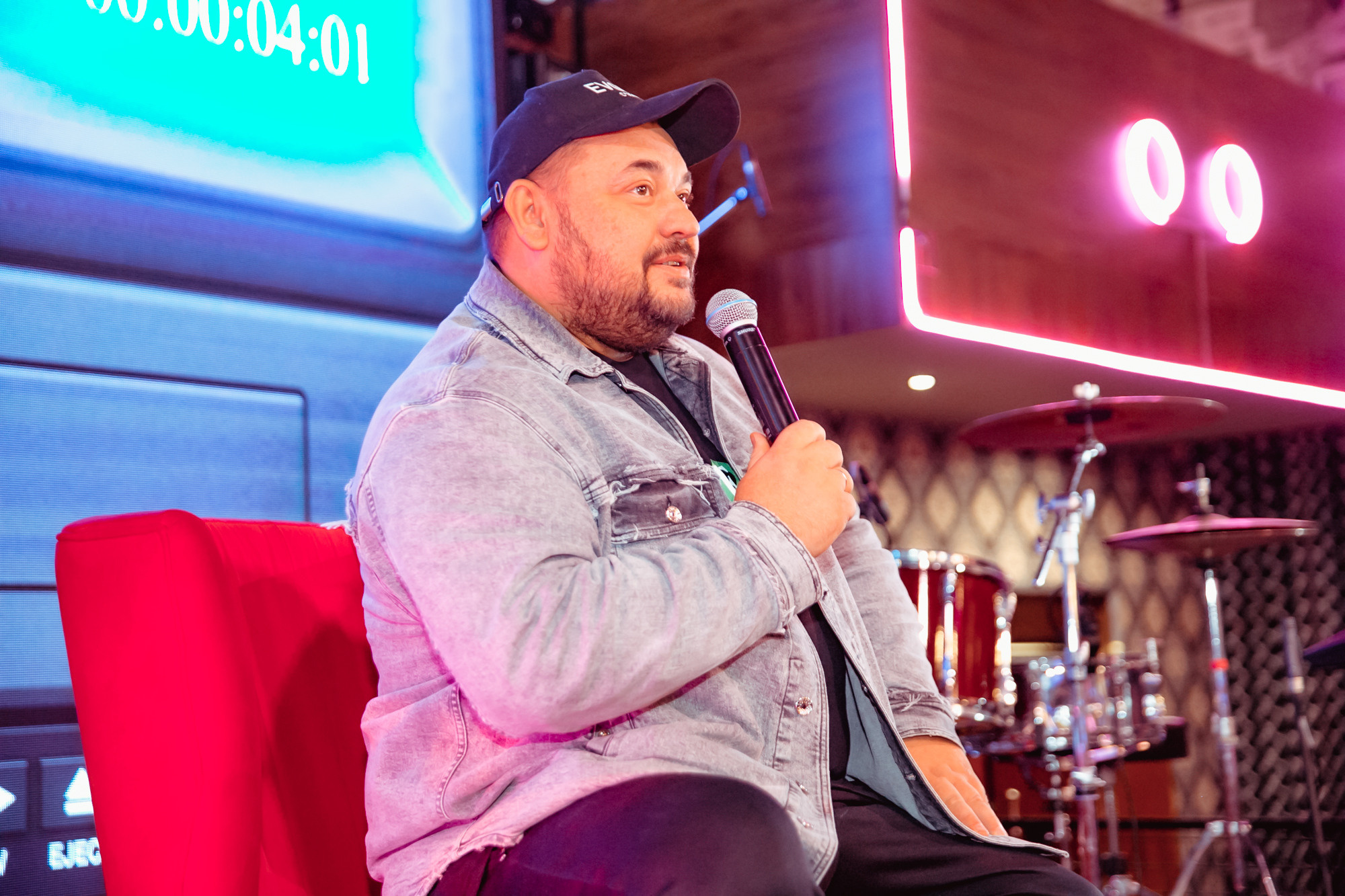 День рождение РВБ бар и концерт Сергея Жукова. Фотограф в Самаре Максим Тырин