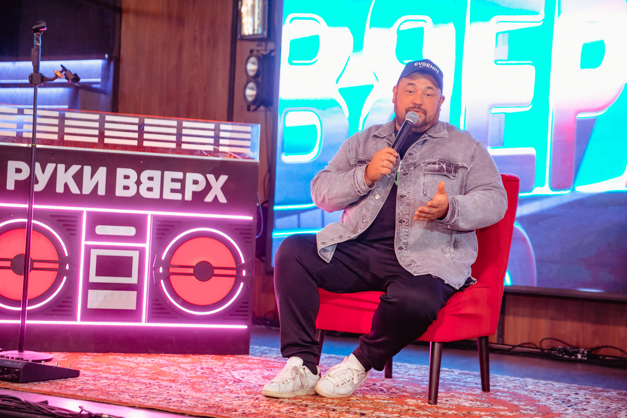 День рождение РВБ бар и концерт Сергея Жукова. Фотограф в Самаре Максим Тырин