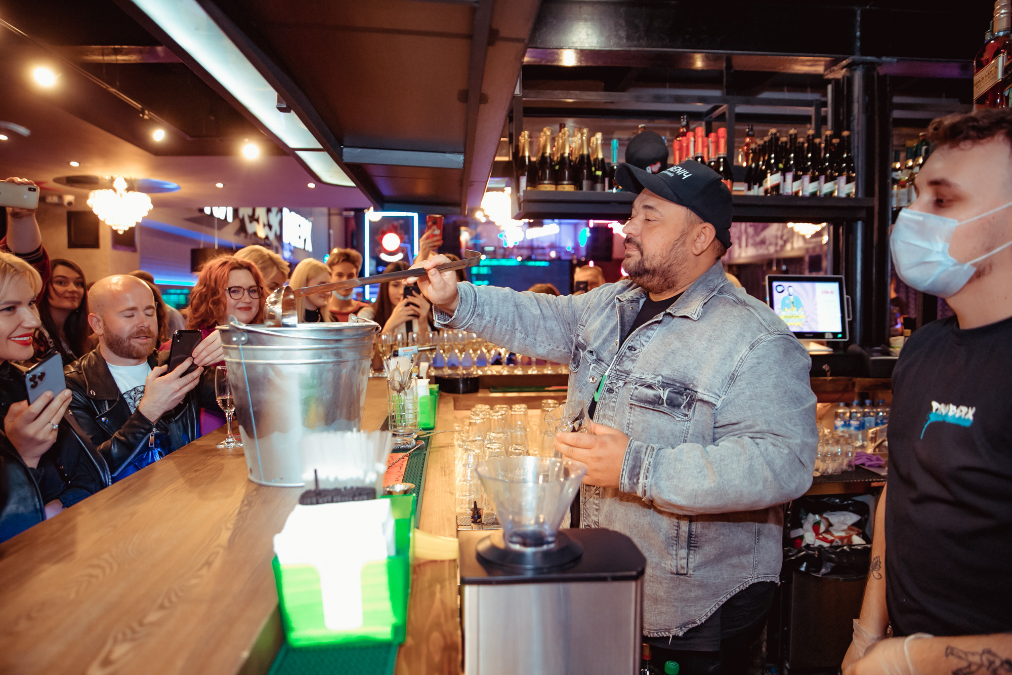 День рождение РВБ бар и концерт Сергея Жукова. Фотограф в Самаре Максим Тырин