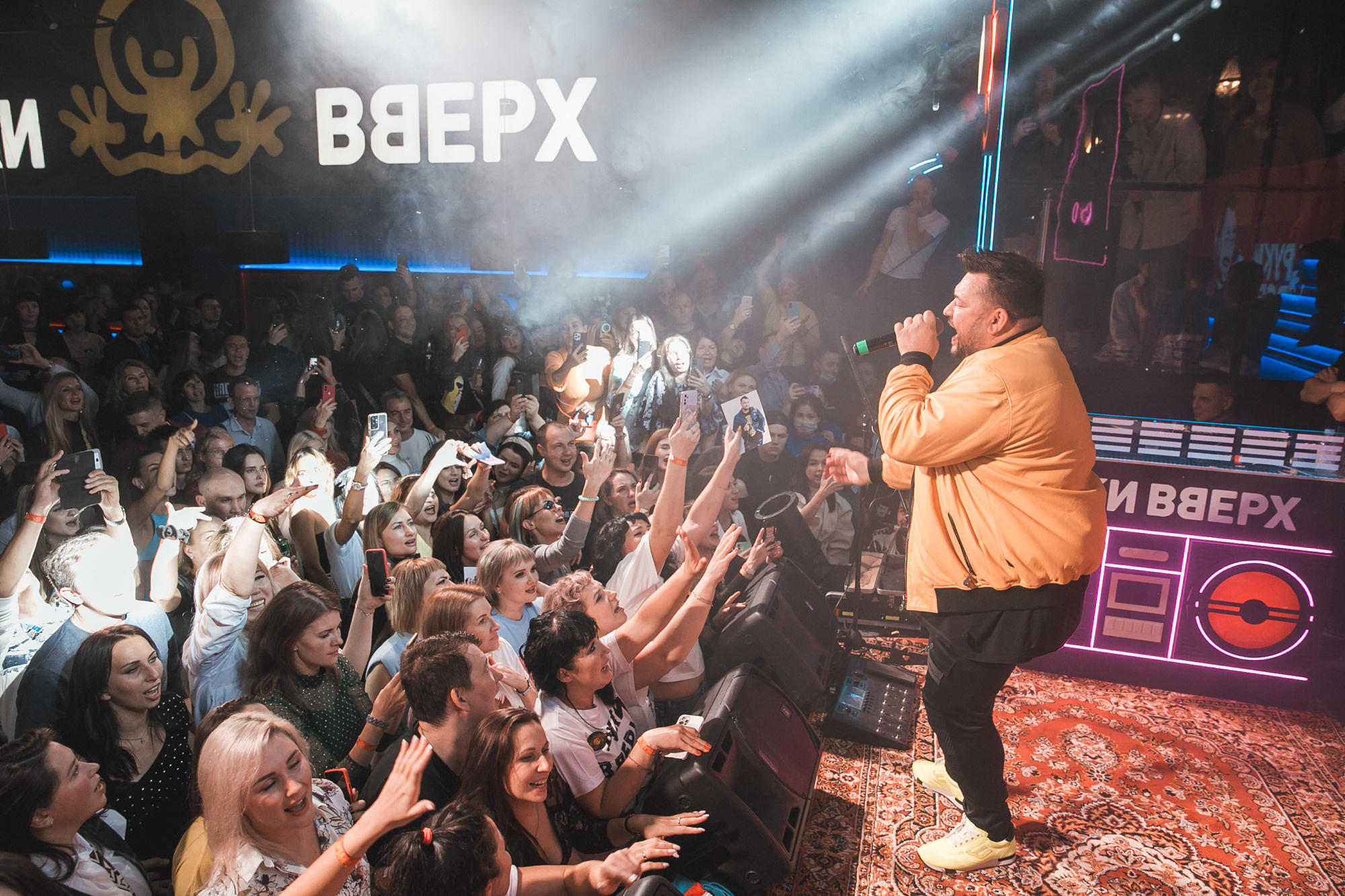 День рождение РВБ бар и концерт Сергея Жукова. Фотограф в Самаре Максим Тырин