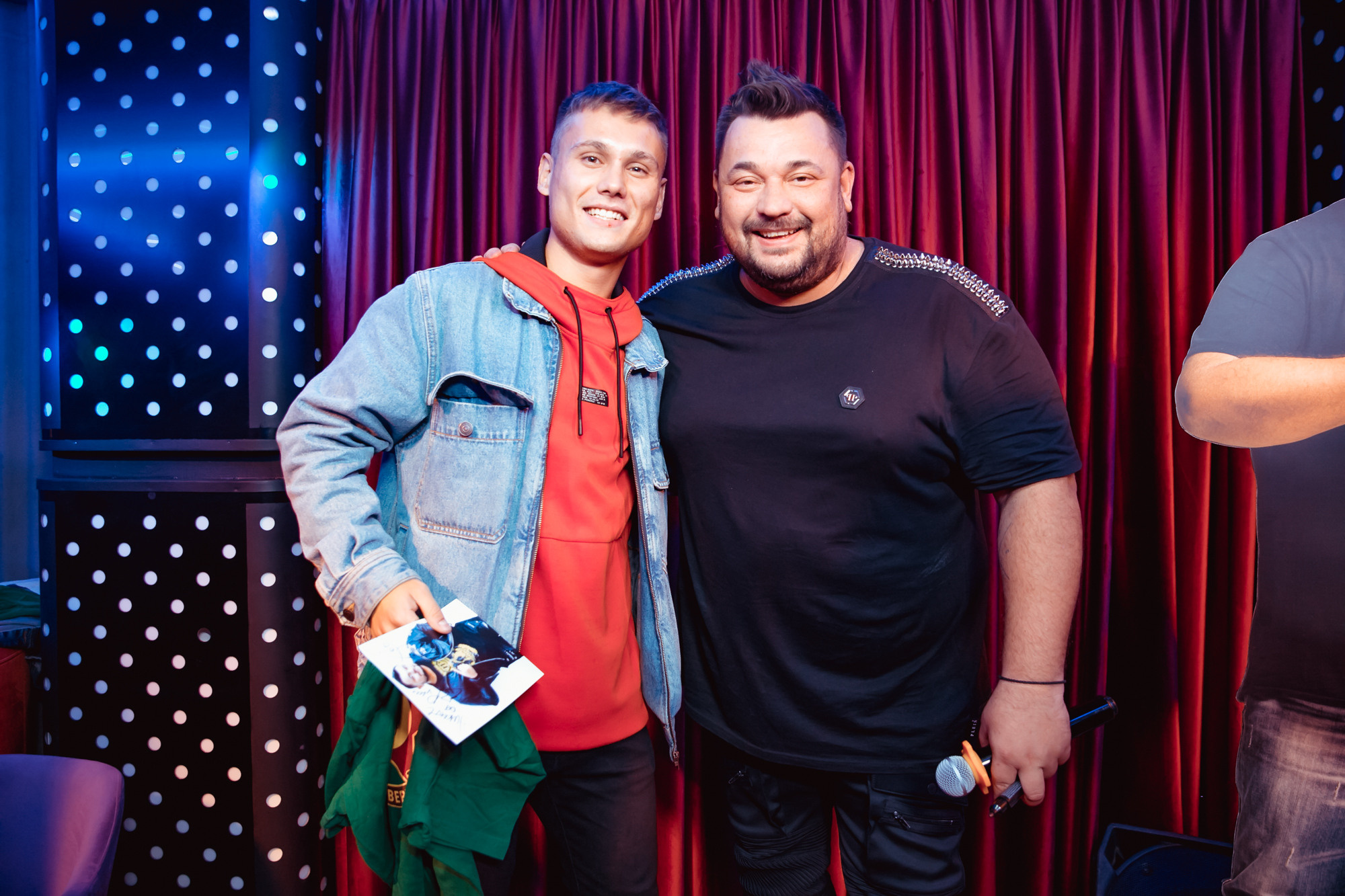 День рождение РВБ бар и концерт Сергея Жукова. Фотограф в Самаре Максим Тырин