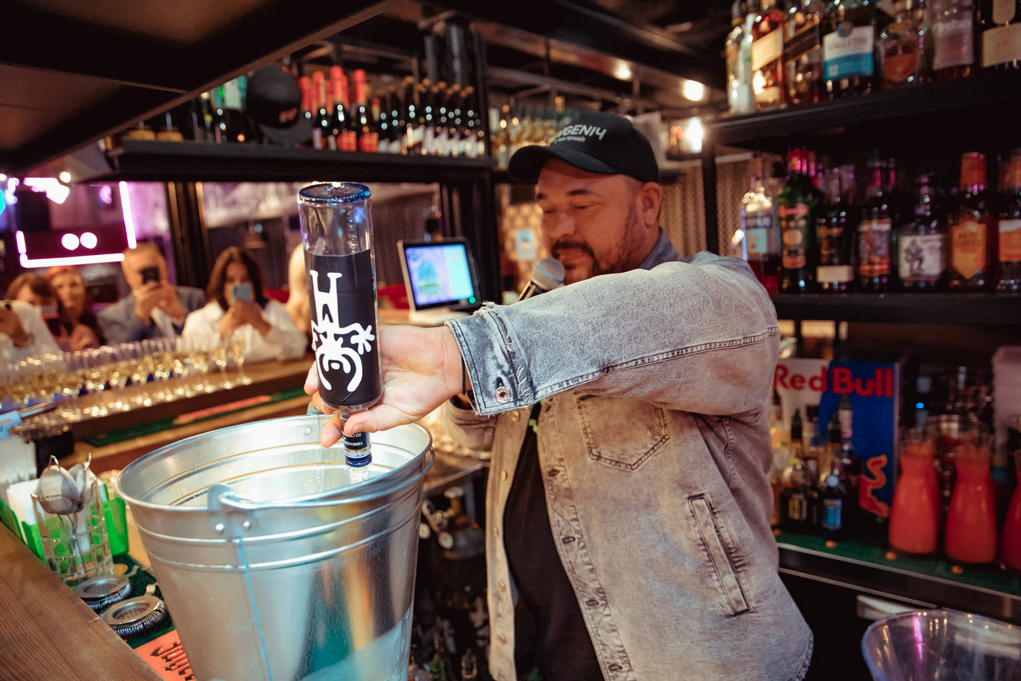 День рождение РВБ бар и концерт Сергея Жукова. Фотограф в Самаре Максим Тырин