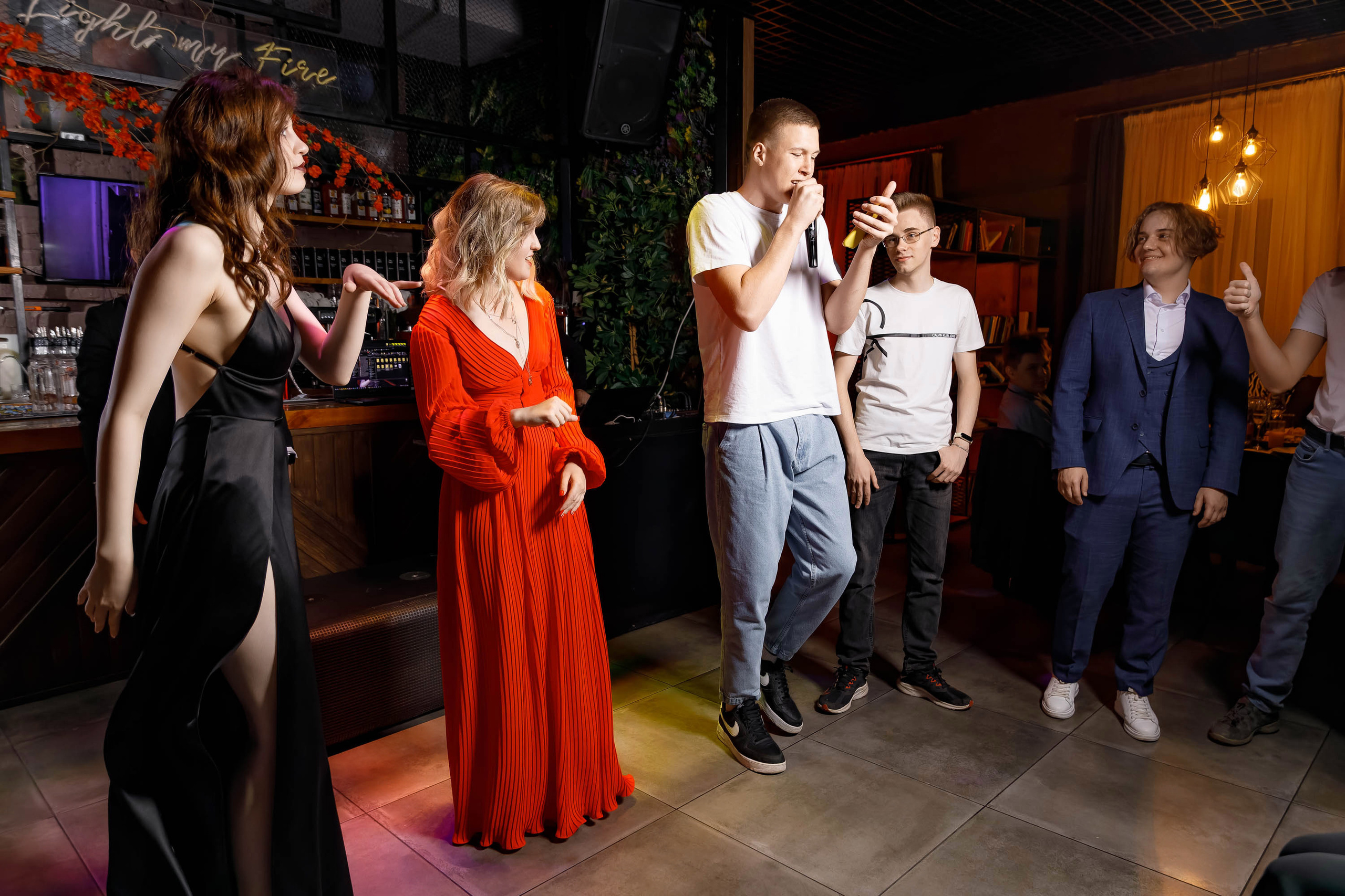 Выпускной в ресторане MR.NUR 28.06.2023. Фотограф в Самаре Максим Тырин