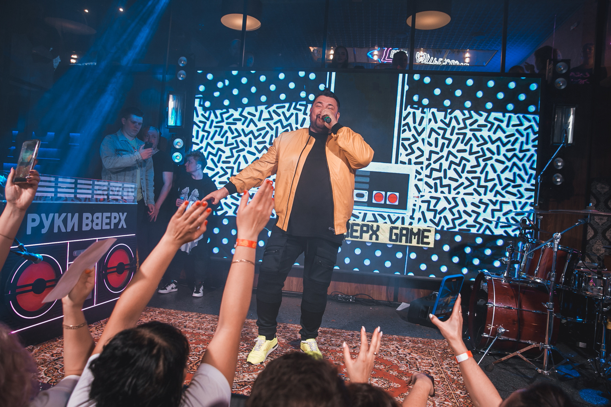День рождение РВБ бар и концерт Сергея Жукова. Фотограф в Самаре Максим Тырин