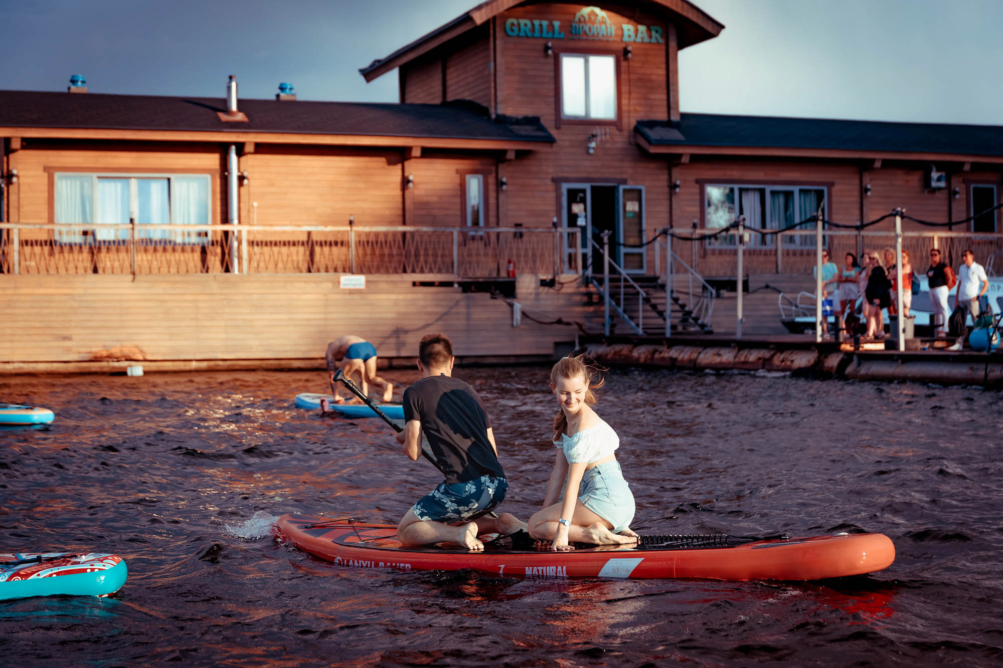 LOVE RADIO Самара 106.6 FM (Love. Sunset. Sup). Фотограф в Самаре Максим Тырин