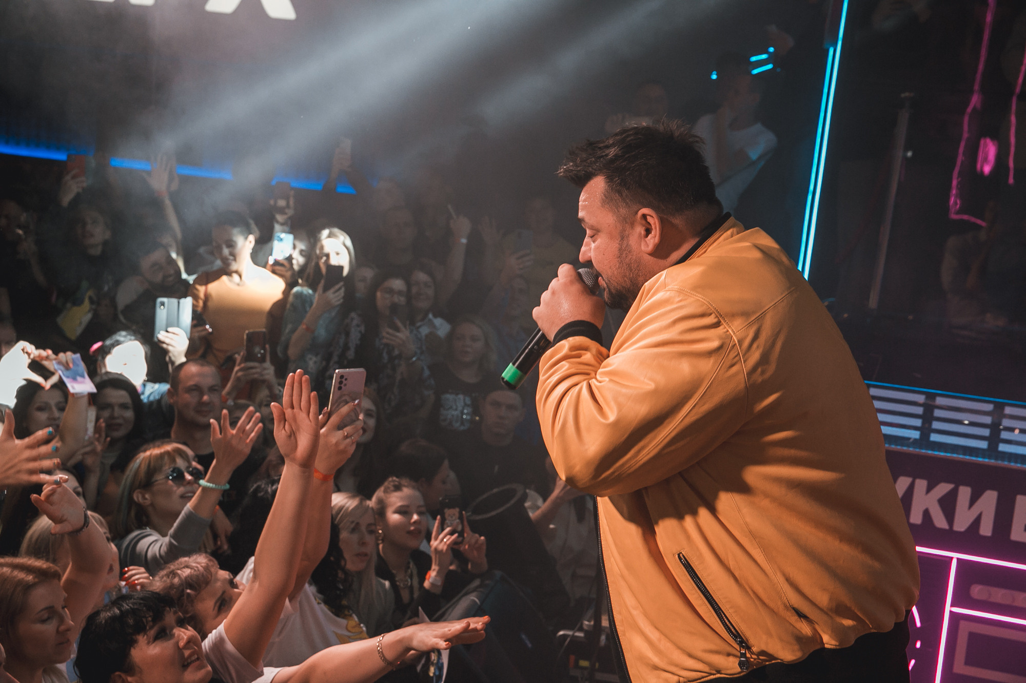 День рождение РВБ бар и концерт Сергея Жукова. Фотограф в Самаре Максим Тырин