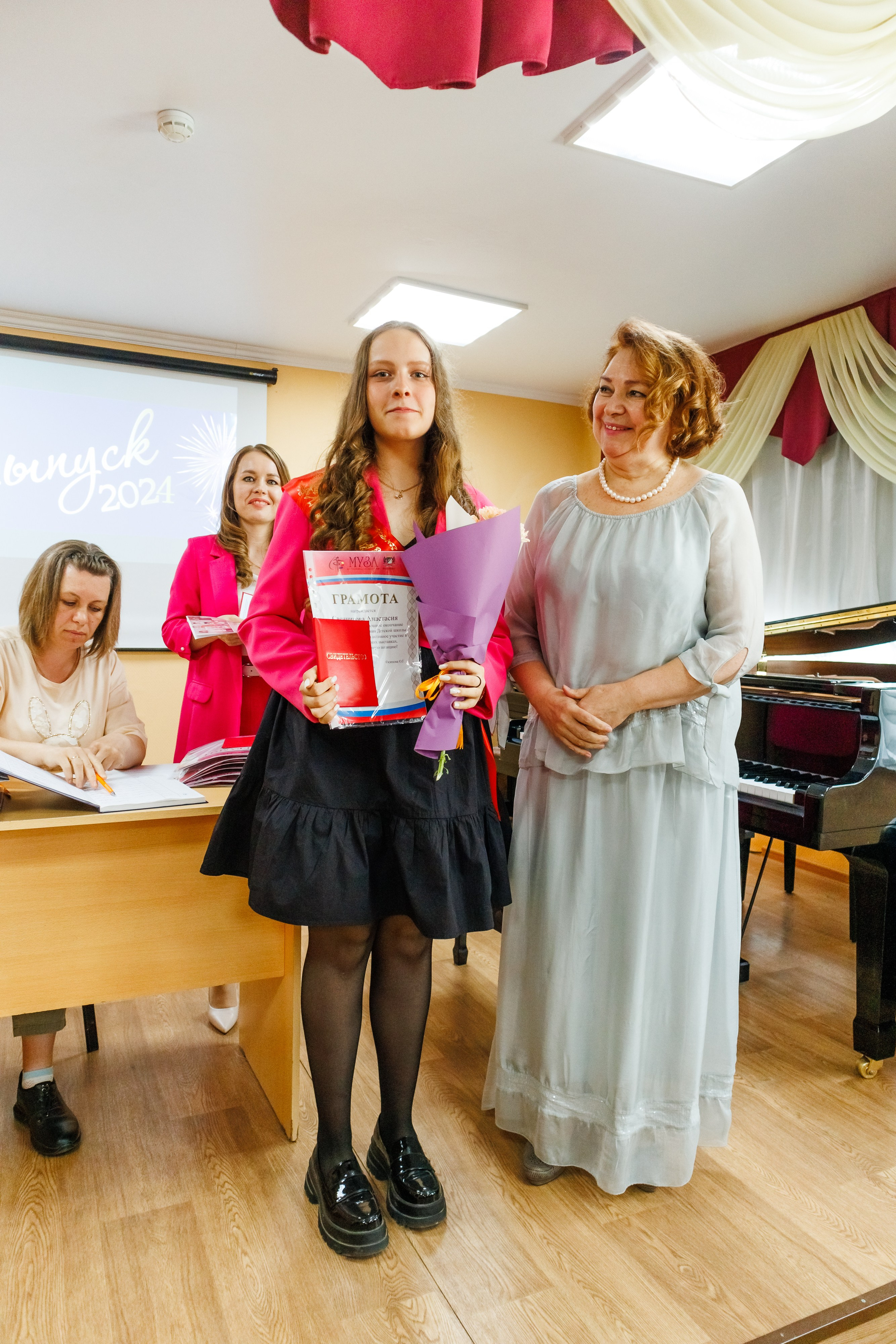 Выпускной в Музе. Фотограф в Новосибирске Евгений Маслов