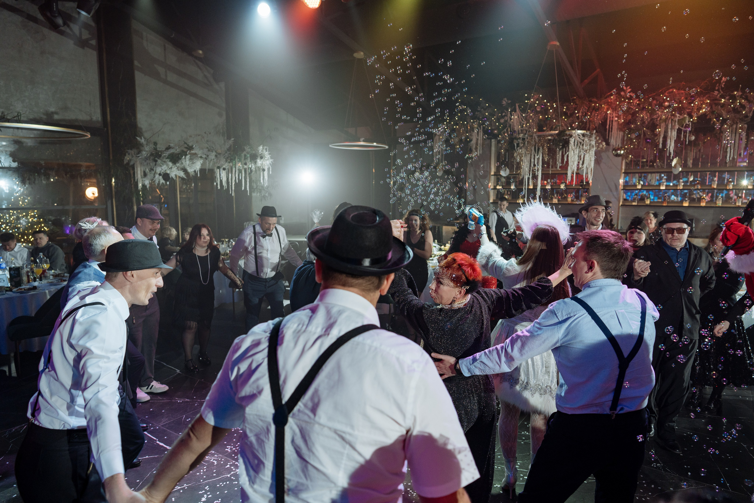 Альбион Тур