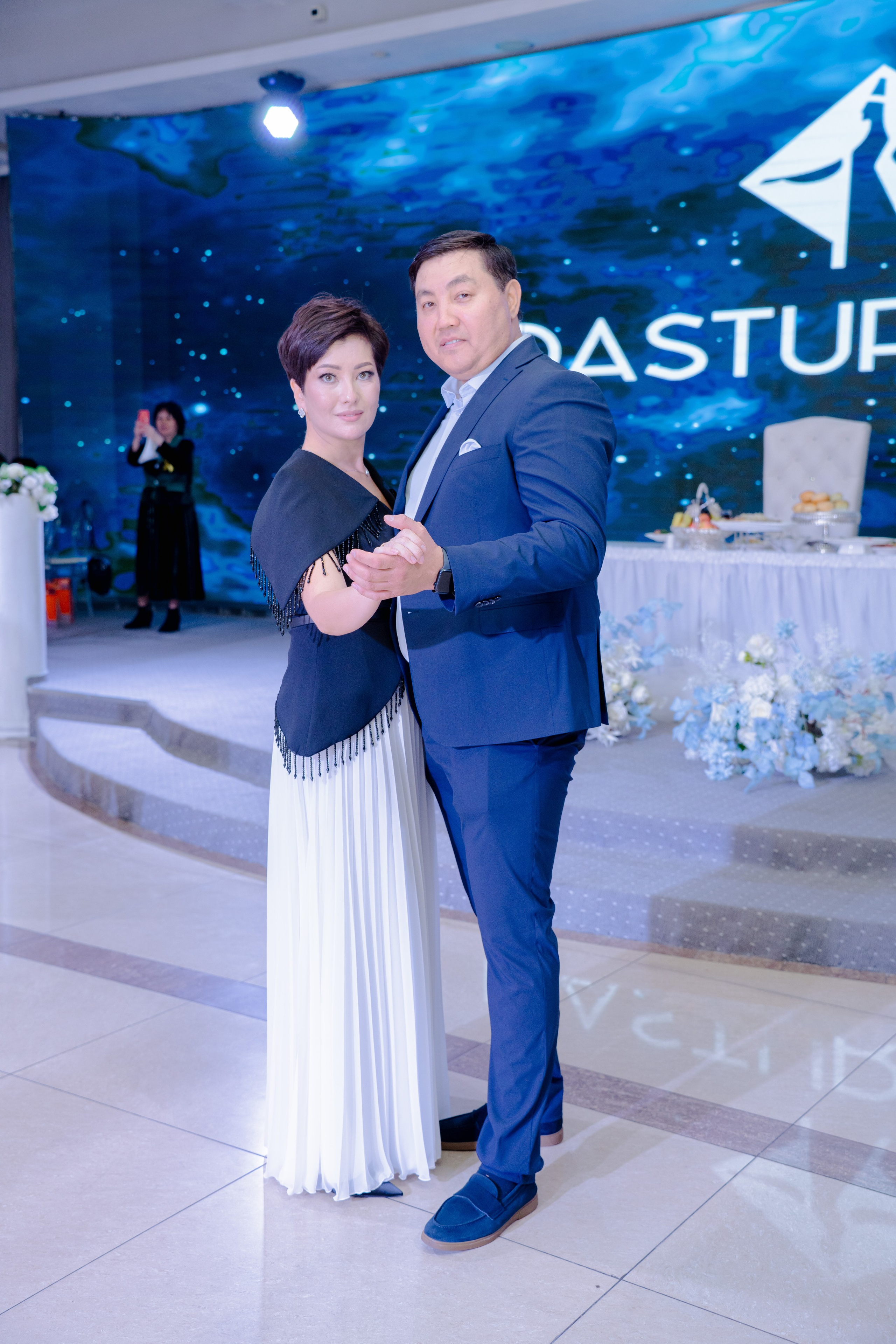 KAMILLA QYZ UZATU. Nomad media