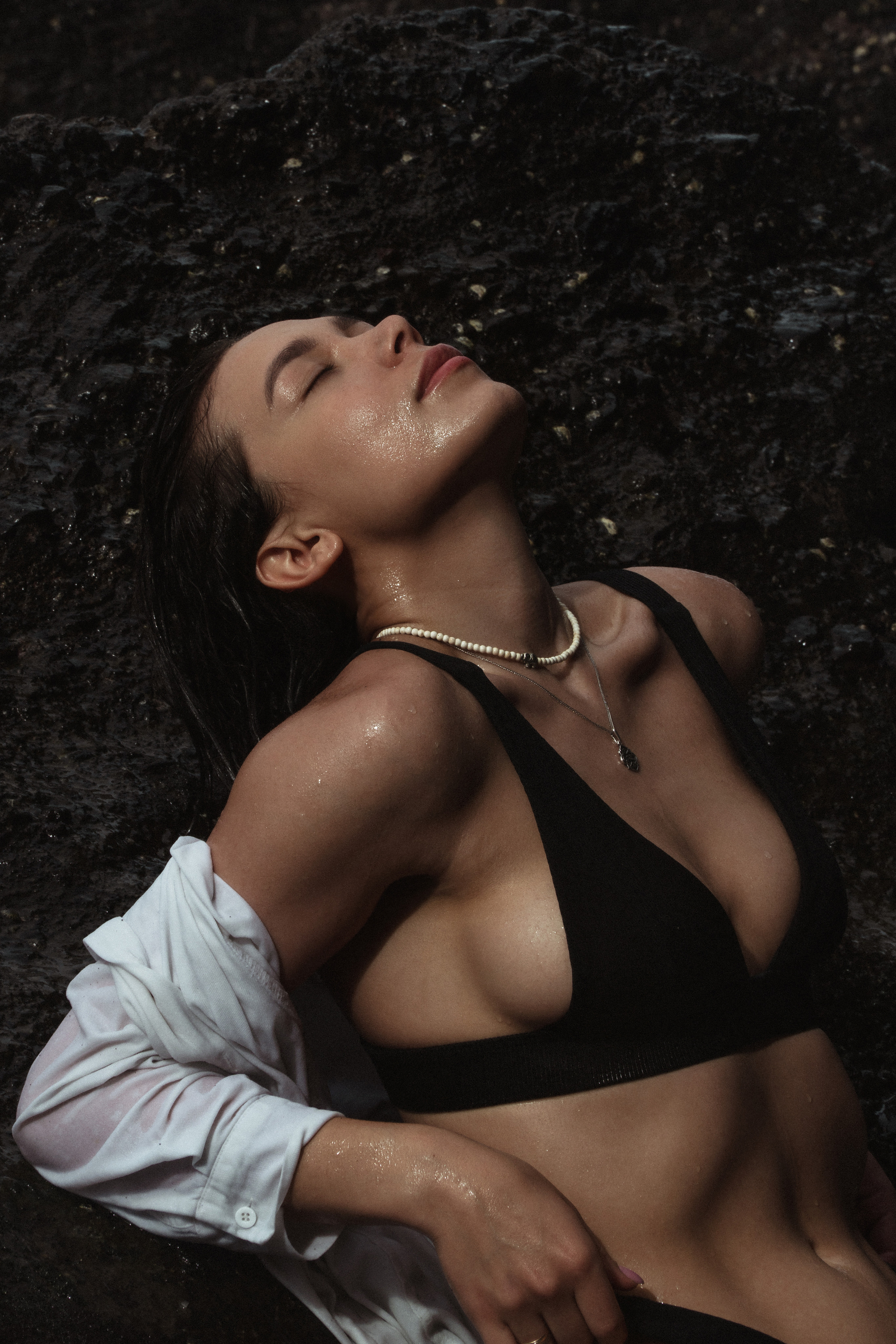 Девушки. Меня зовут Аня, я фотограф в Москве