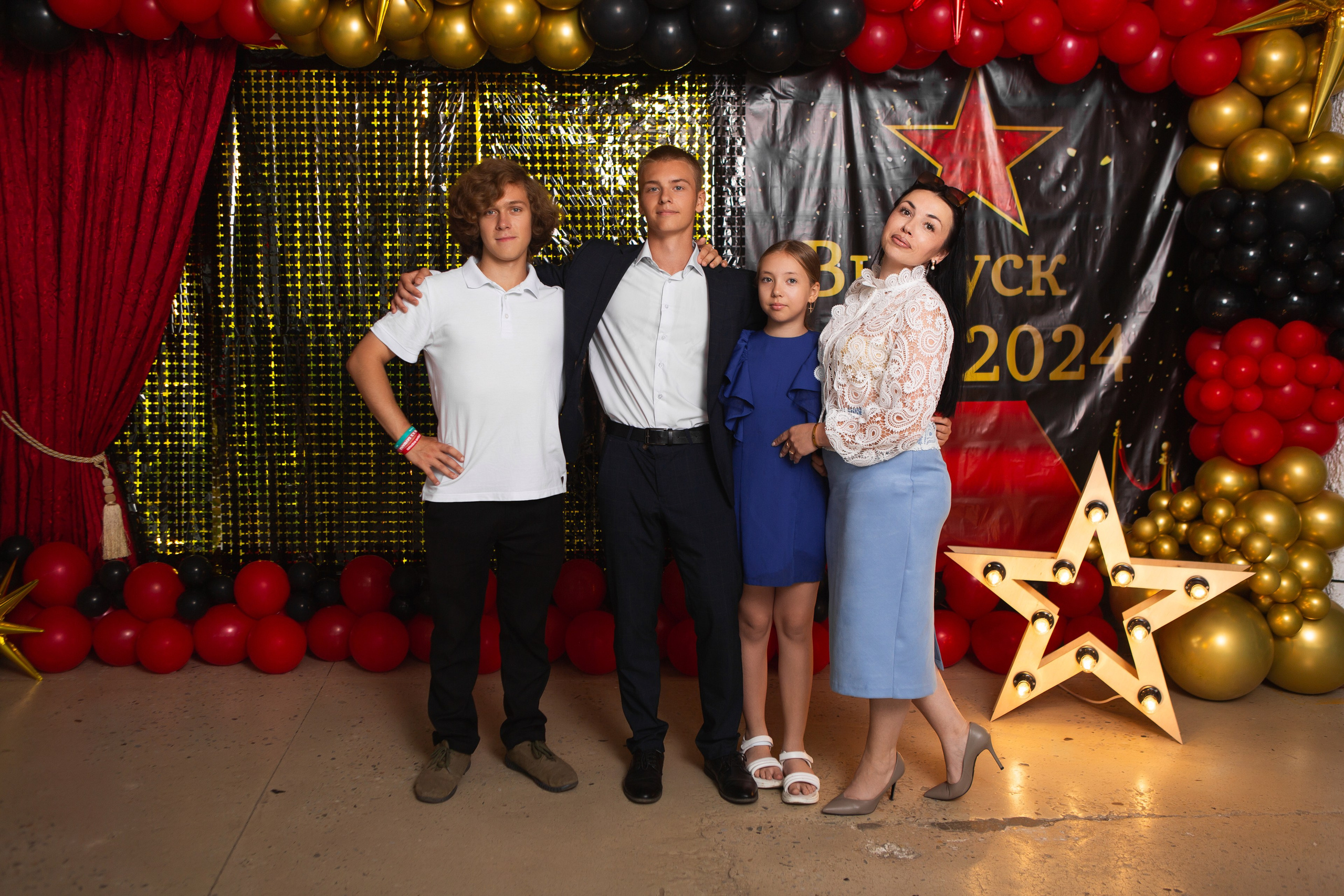 ФОТОСЕССИЯ С РОДИТЕЛЯМИ «ВЫПУСКНОЙ» 2024 г. 9 ШКОЛА г. МЦЕНСК. ТВОЙ АЛЬБОМ / ТВОИ ПРАВИЛА