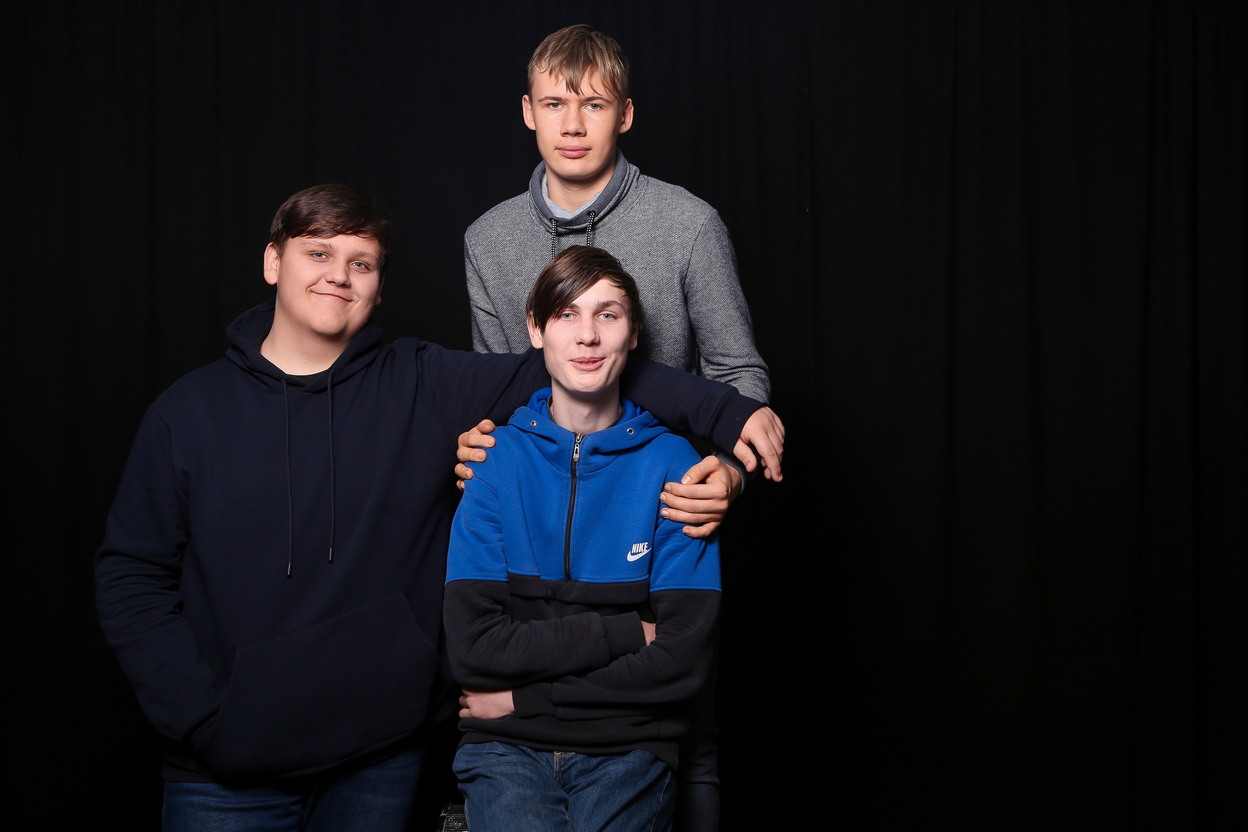 ШКОЛЬНАЯ ФОТОСЕССИЯ В СТУДИИ. ТВОЙ АЛЬБОМ / ТВОИ ПРАВИЛА