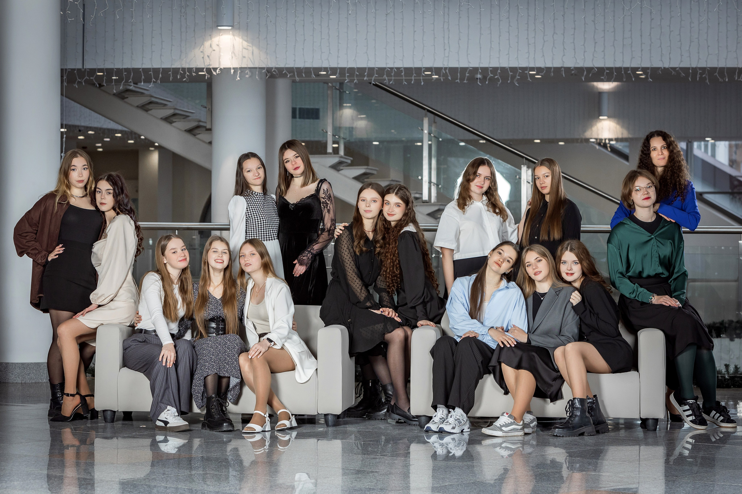 На каждом снимке всегда два человека: фотограф и зритель