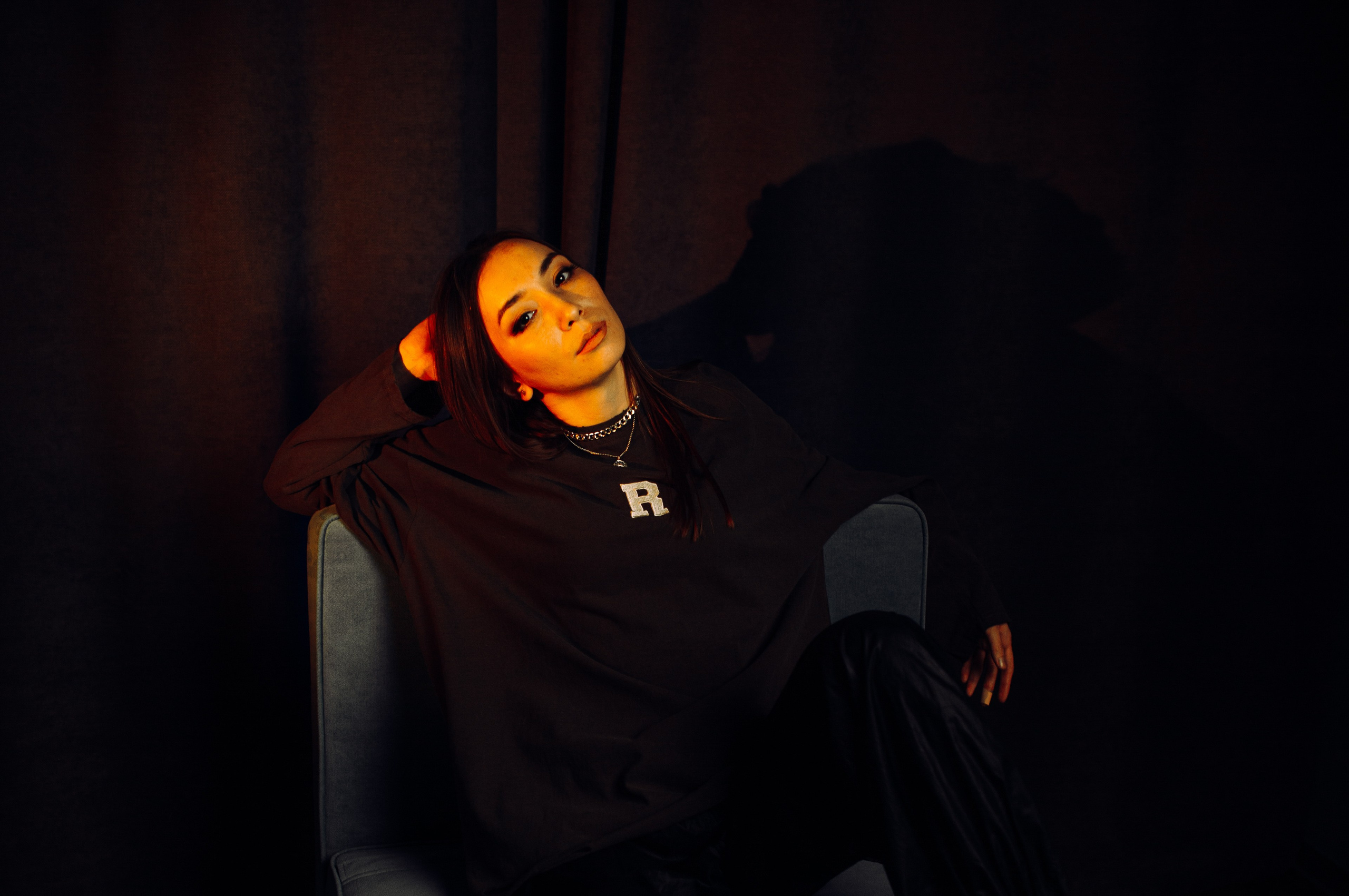 Танцуй. Дома. Танцуй. Арт-фотограф Крис Л. в Тобольске: портрет, семейные, свадьбы