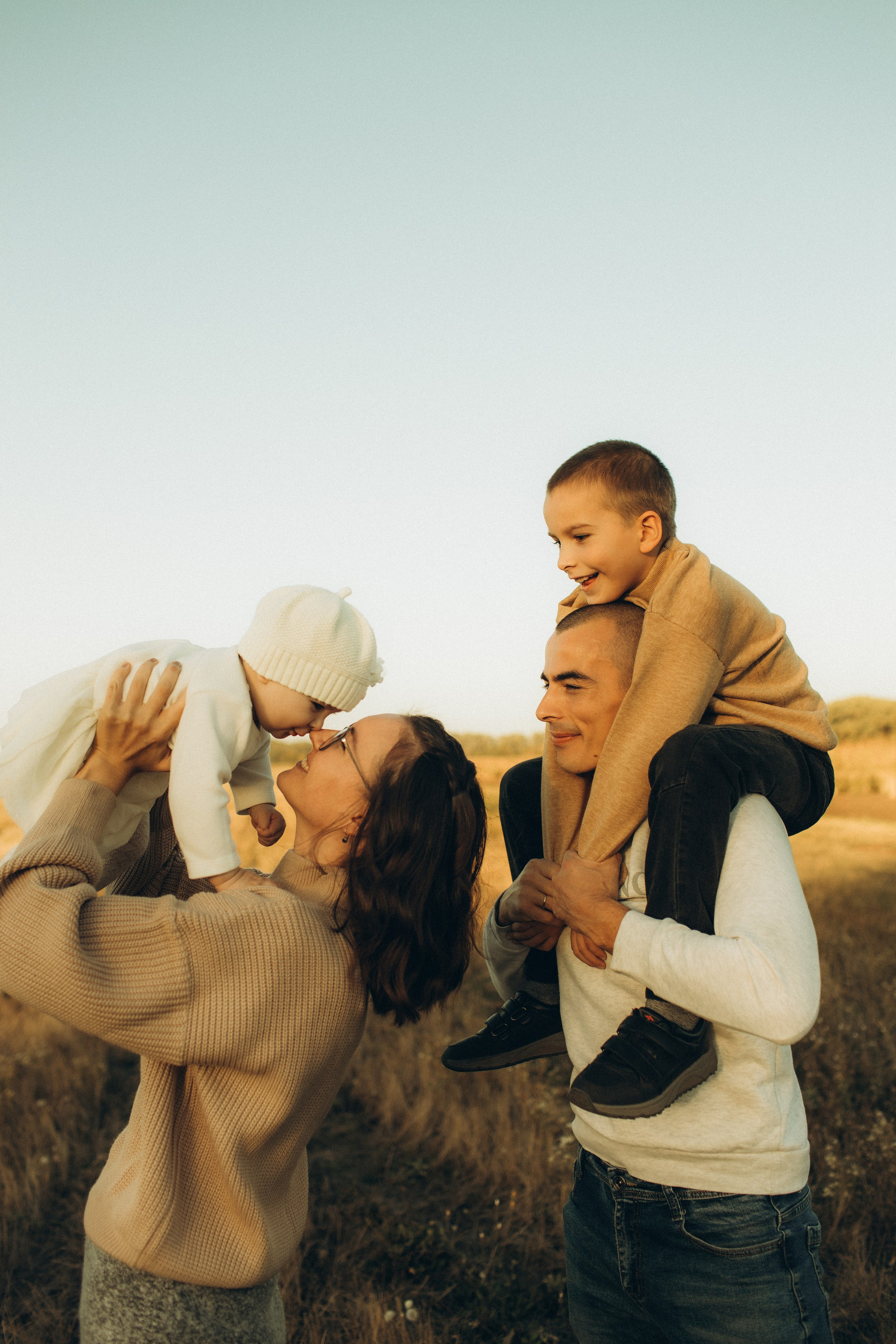 Юлия прогулка в поле. Александра Ниценко СЕМЕЙНЫЙ ФОТОГРАФ ИЗ СТАВРОПОЛЯ