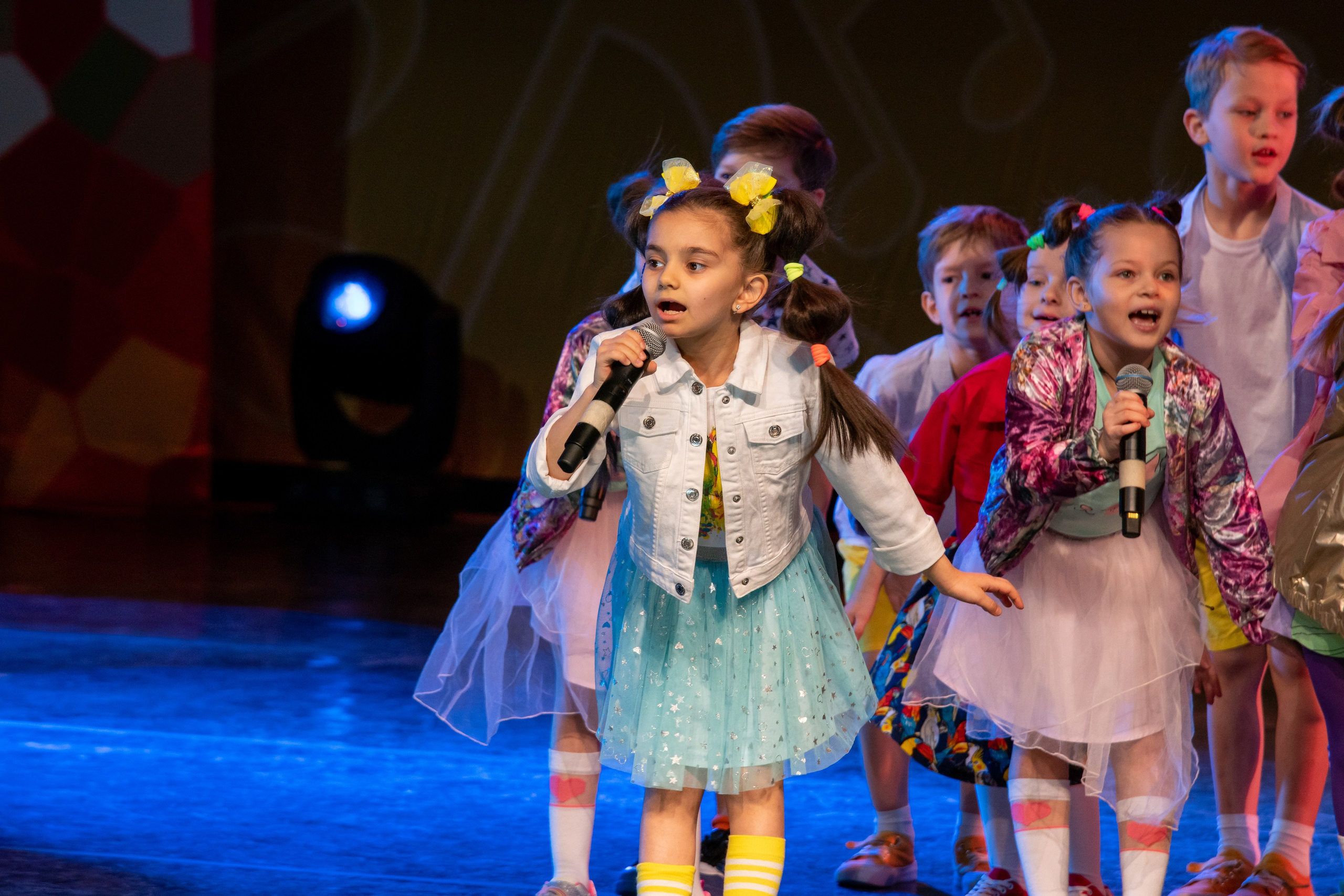 Съёмка концерта для Домисольки, большой концертный зал Космос. «Студия DRONAVT`s» — видеосъёмка и фотография г. Москва