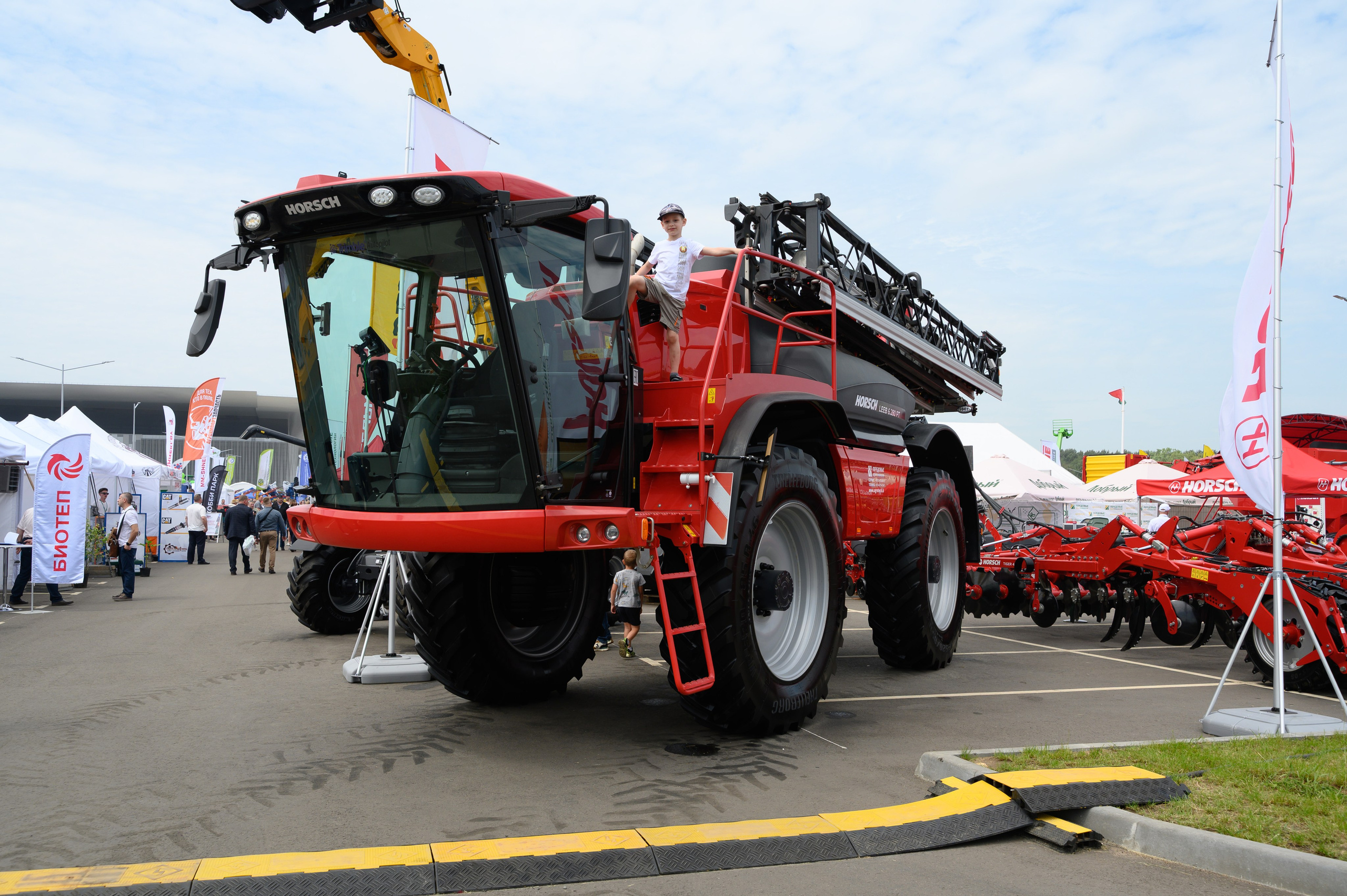 Агровыставка. Фотоуслуги, услуги фотографа, фотографирование важных событий