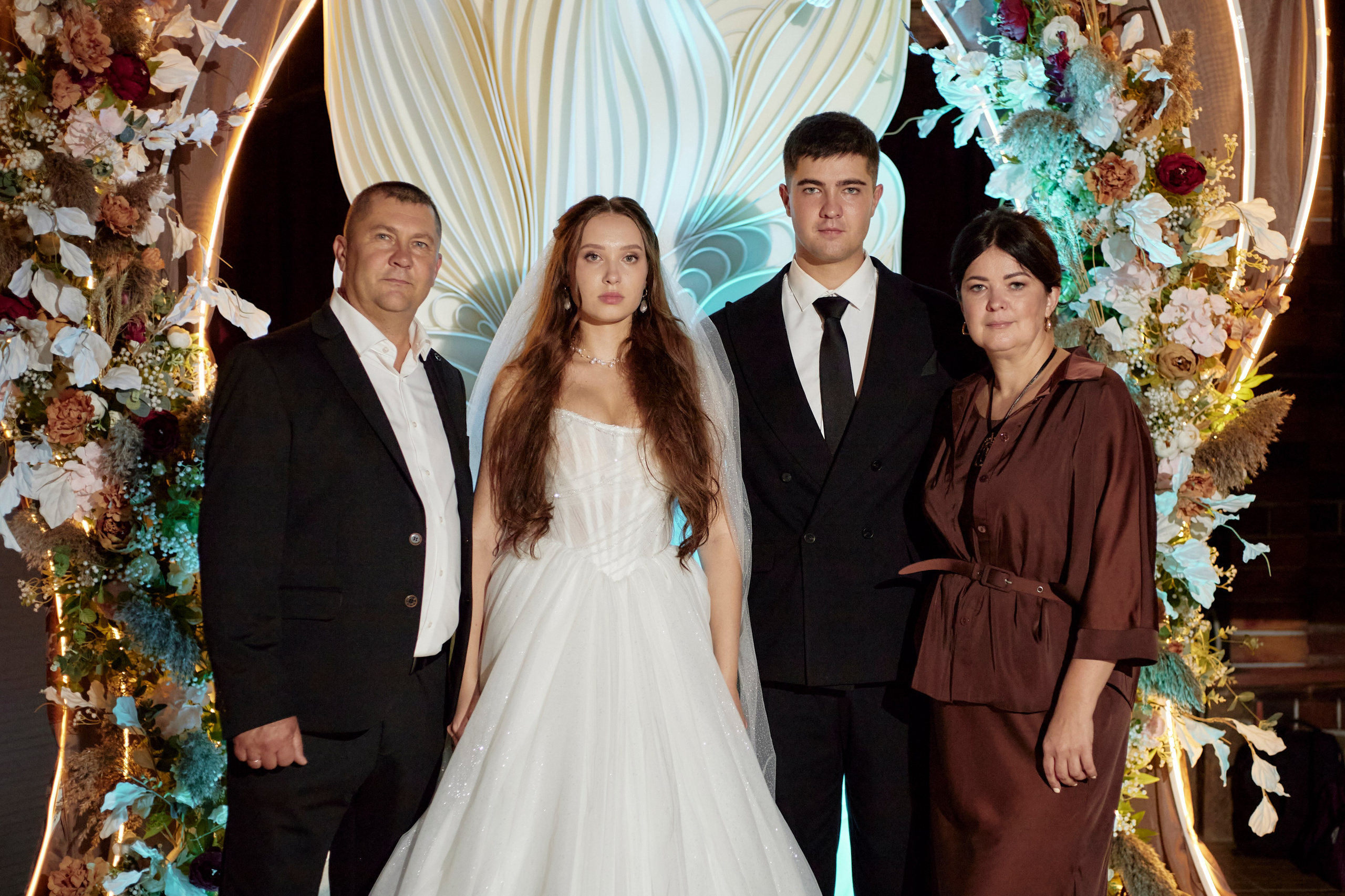 Кирилл и Юлия. Антонина Мезинова фотограф Михайловка и Волгоград