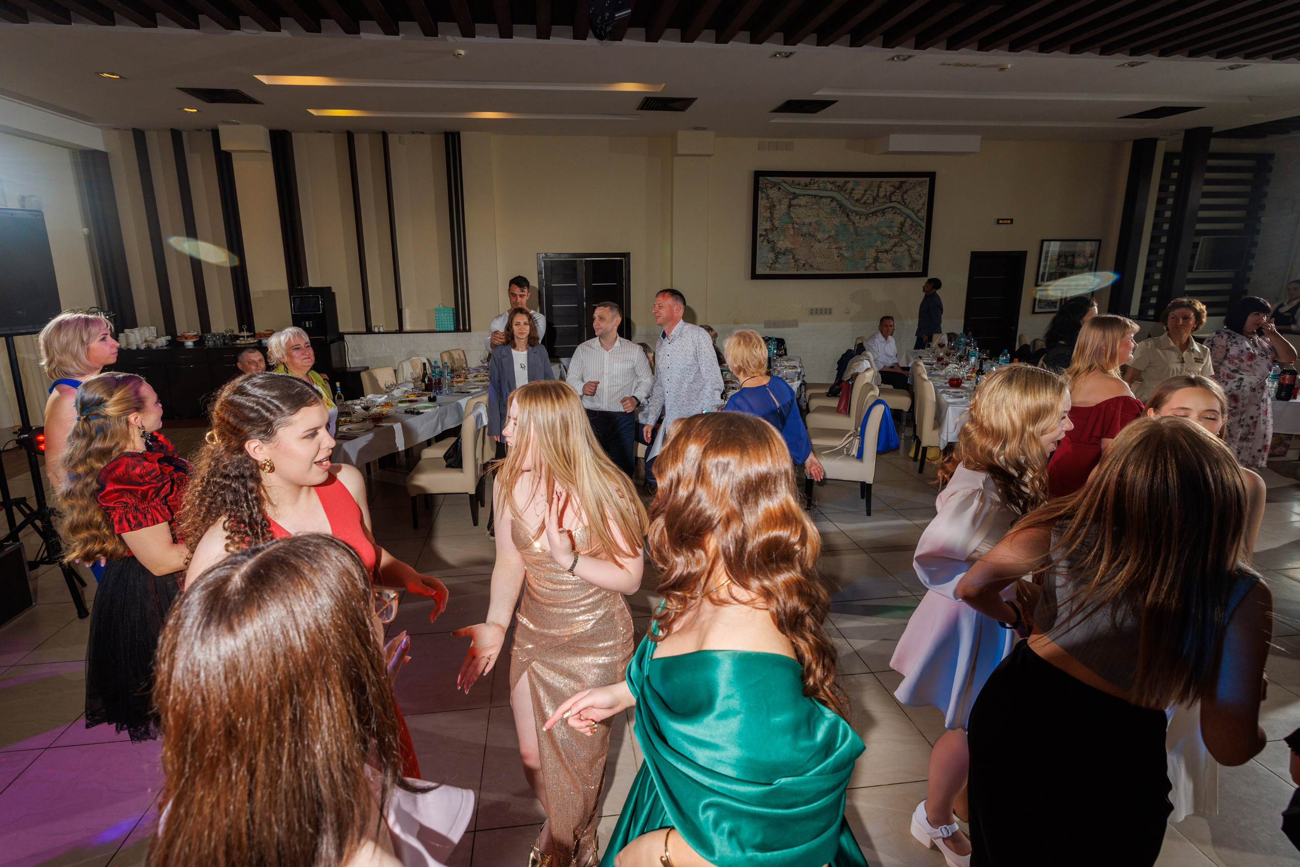 Выпускной 2025 Шк 10. Коммерческий фотограф Андрей Тремасов